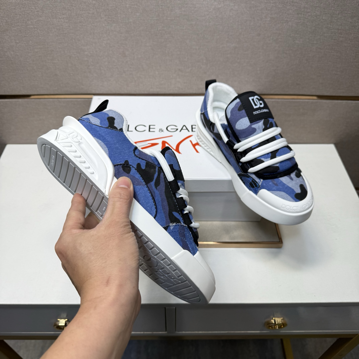 D&G Sneakers-214