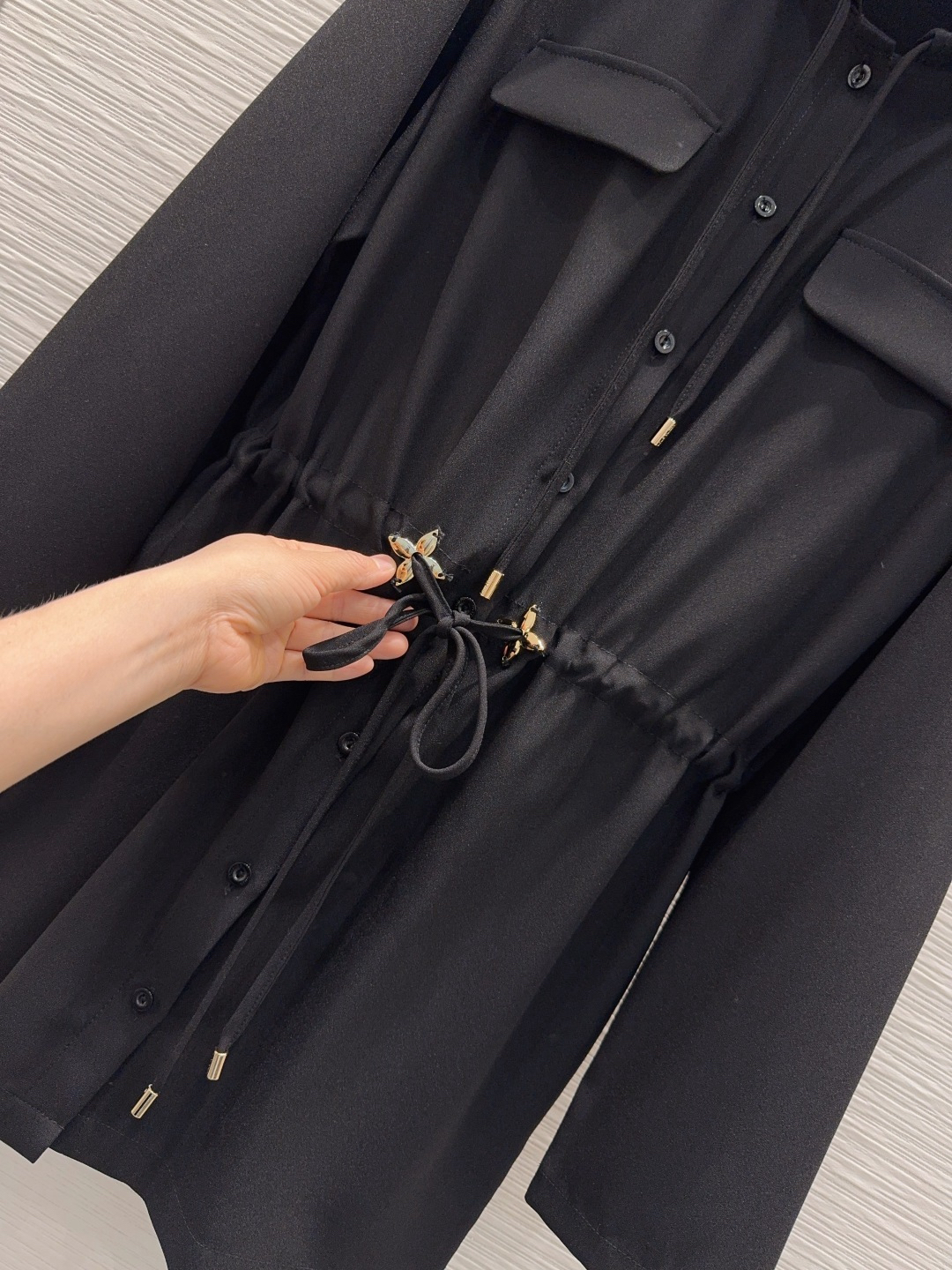 LV Clothing-351