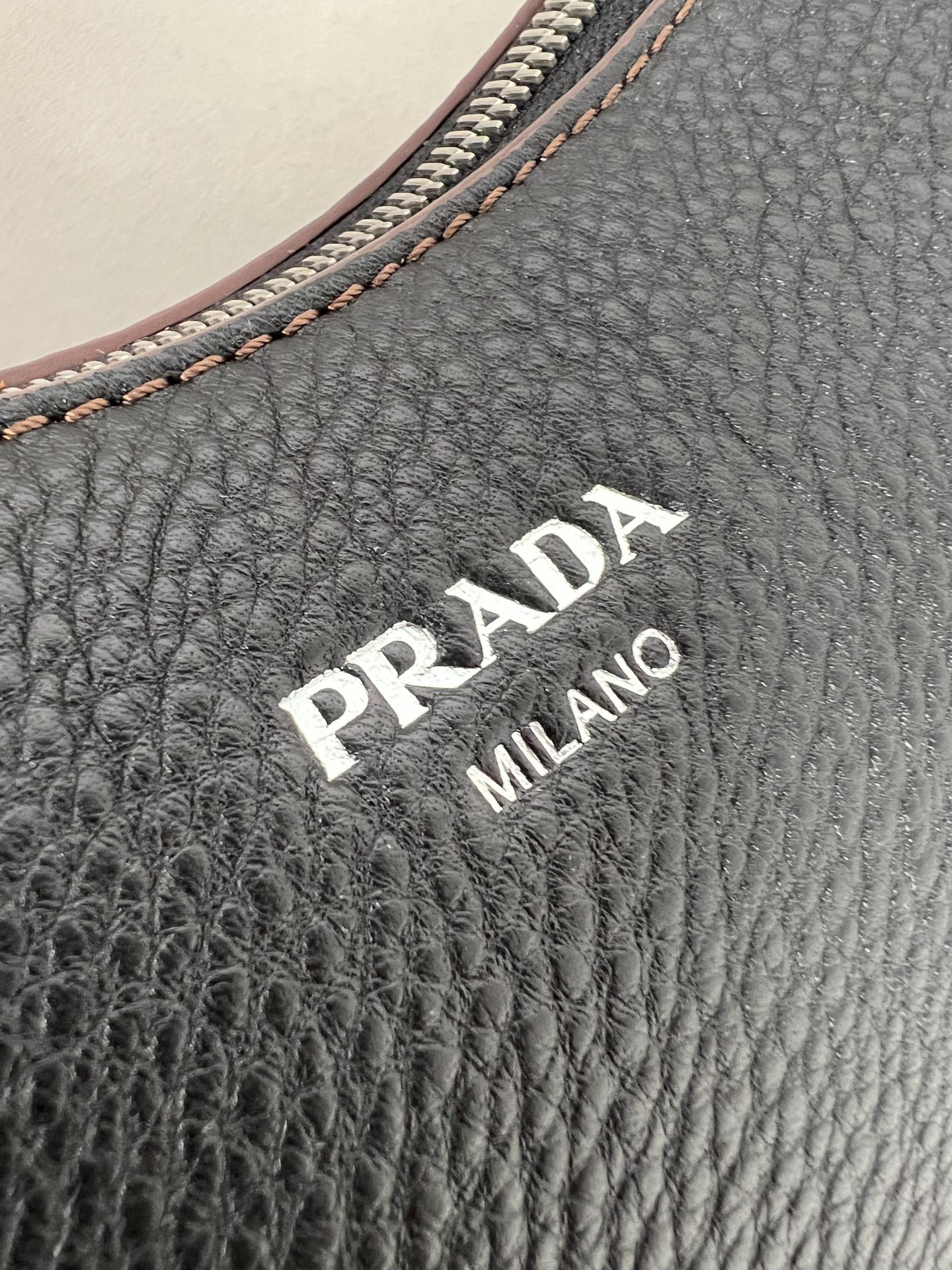Prada bag-180