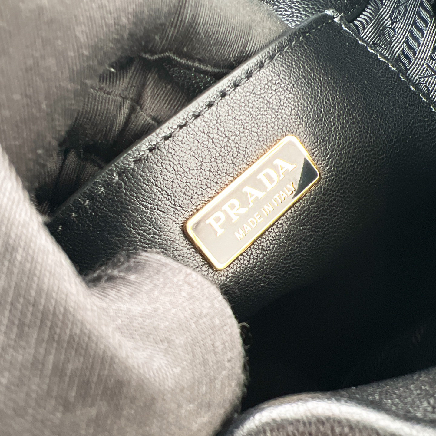 Prada bag-186