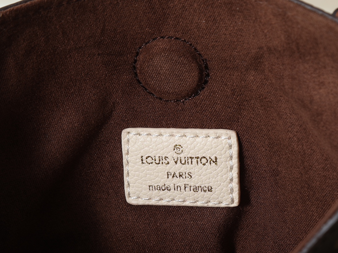 Louis Vuitton bag-42