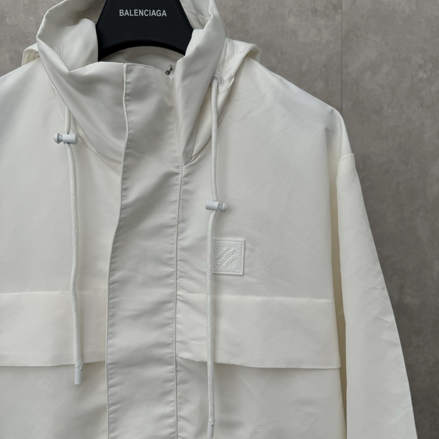 LV Clothing-286