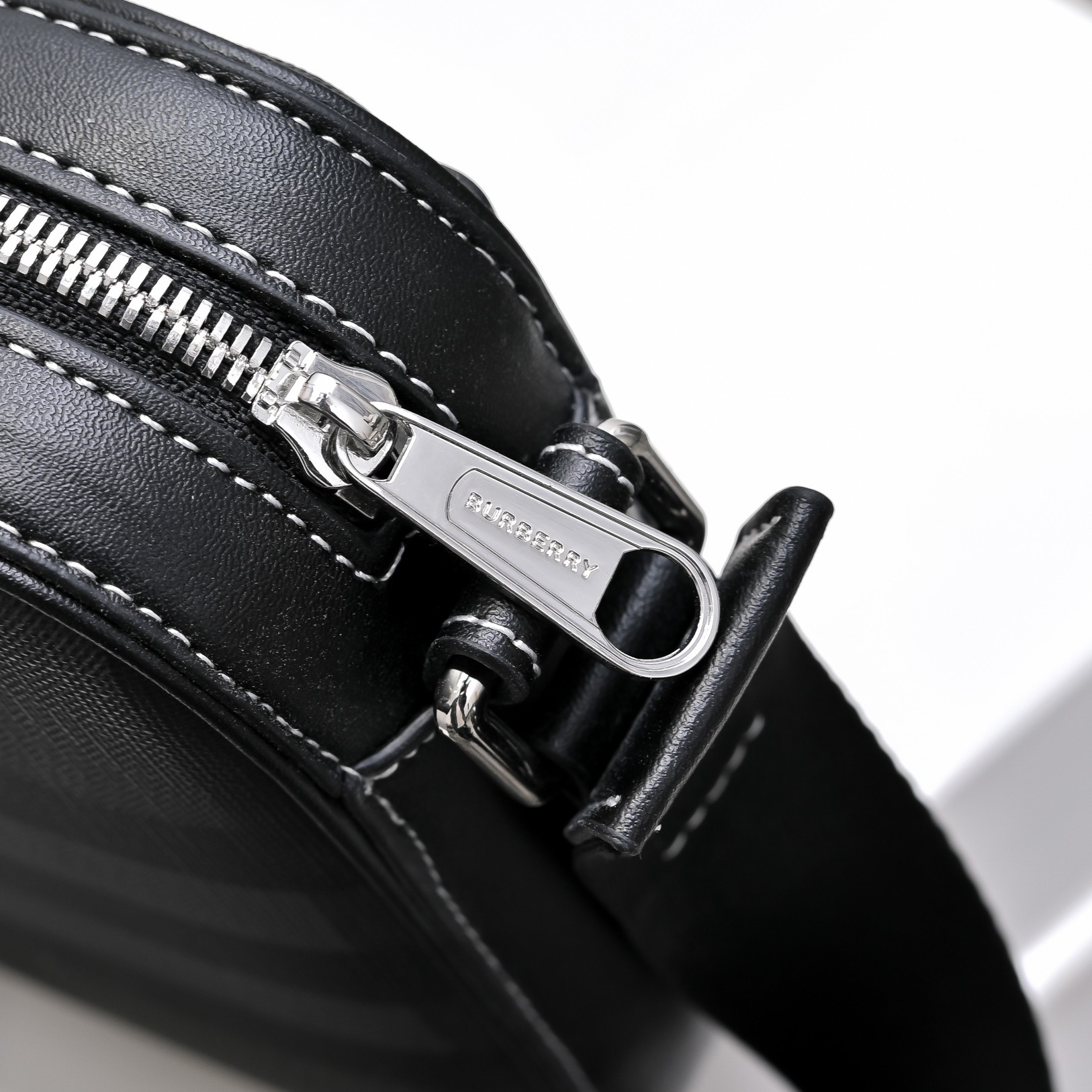 Burberry bag-9
