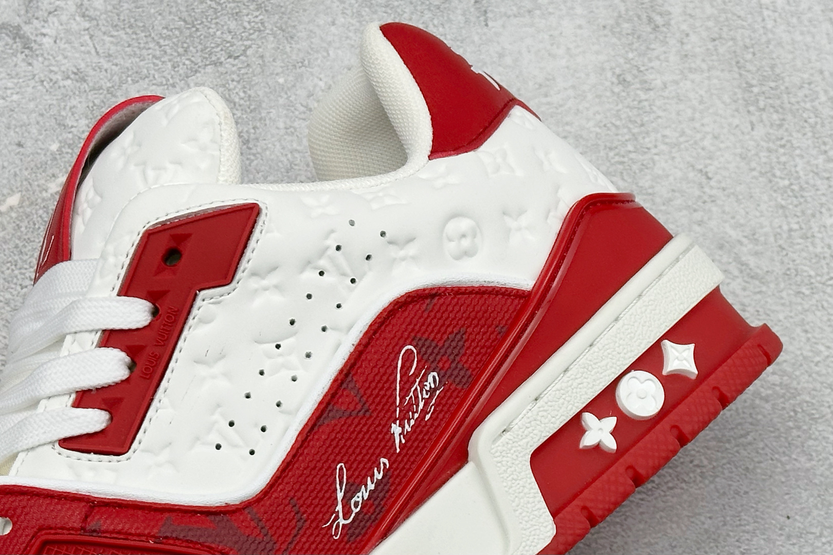 Lv Sneakers-251