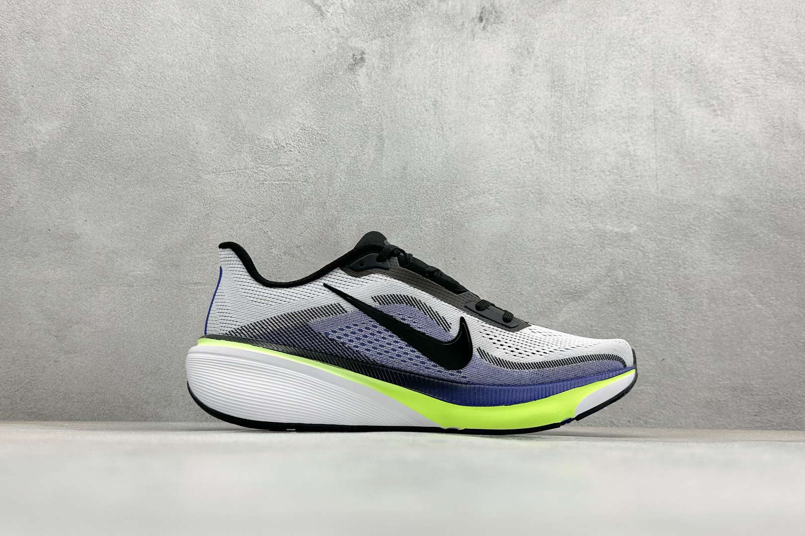 Nike Sneakers-312
