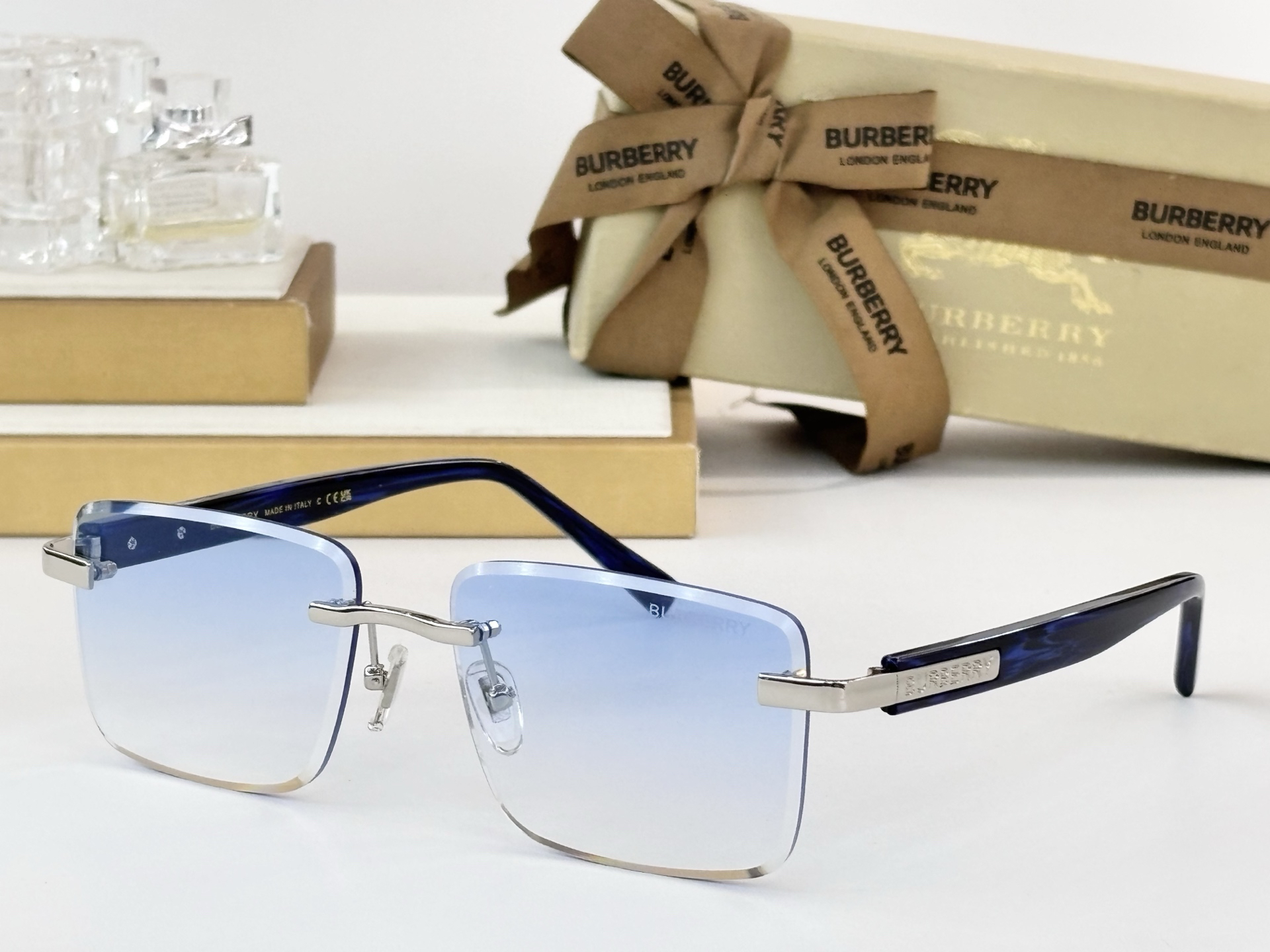 Burberry glasses-14