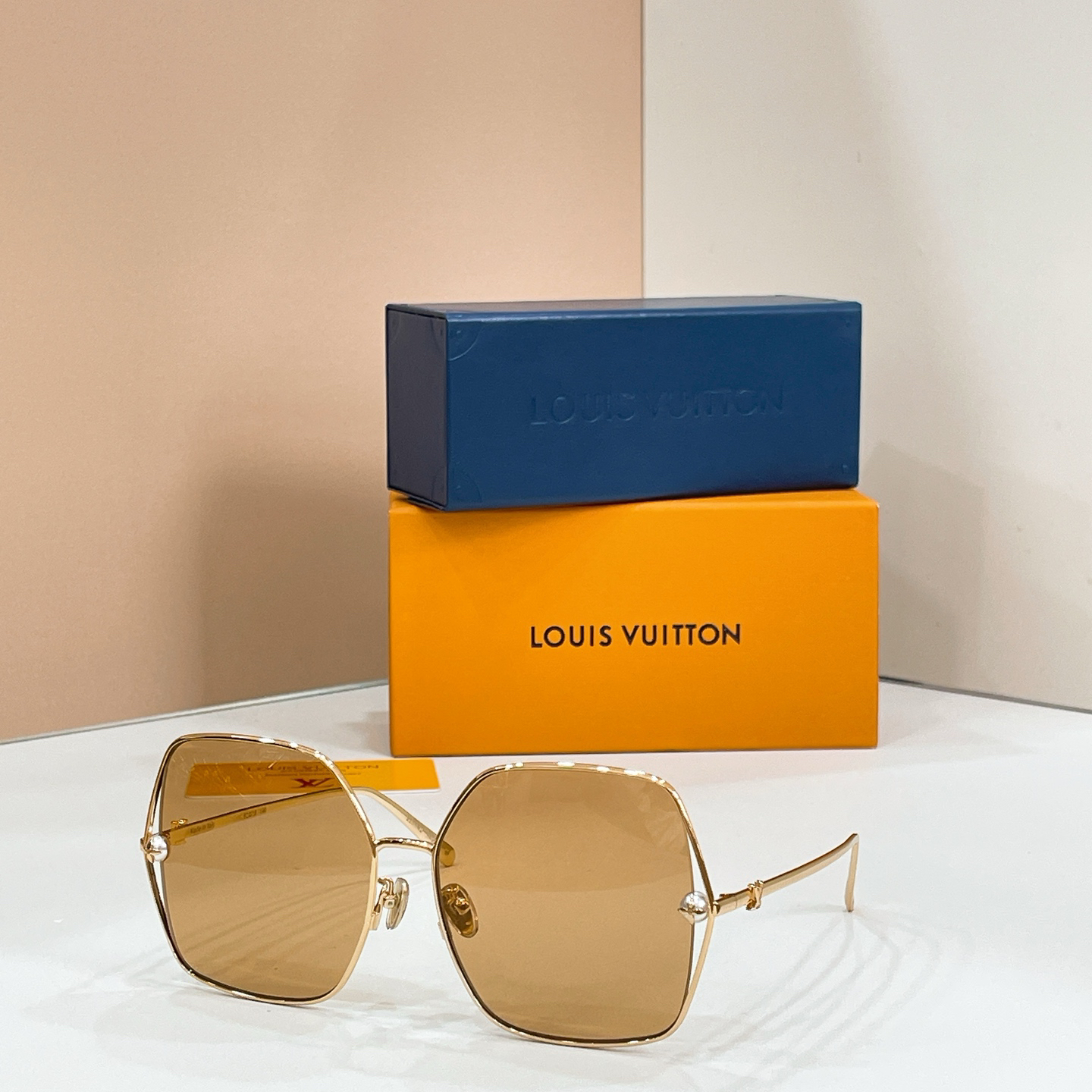 LV glasses-35