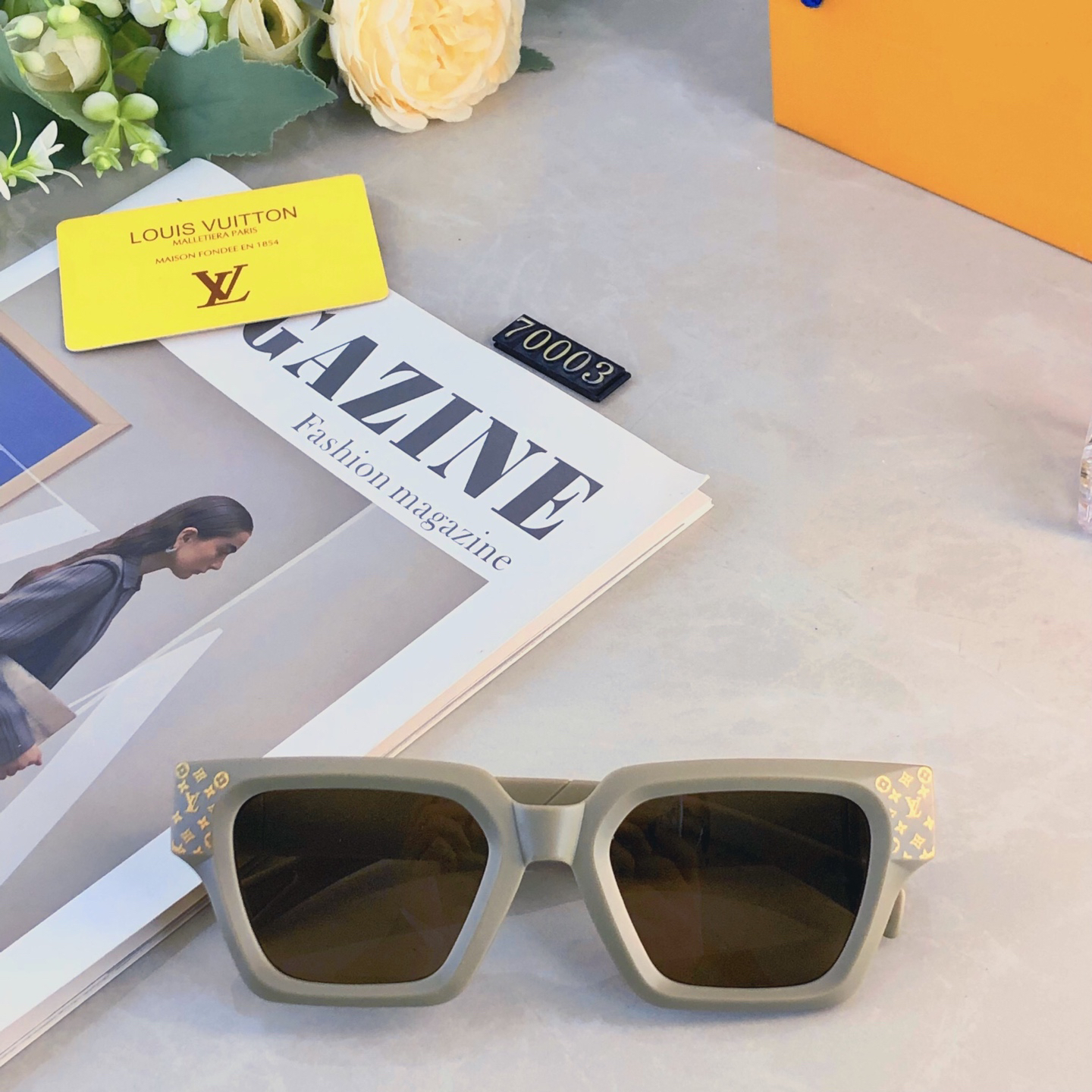 LV glasses-24