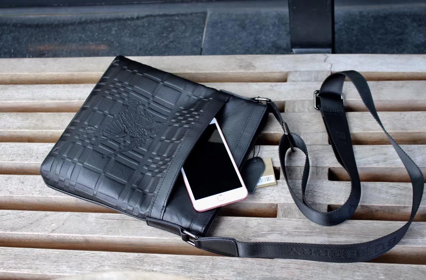 Burberry 0267-3 Men Leather Messenger Bag Black