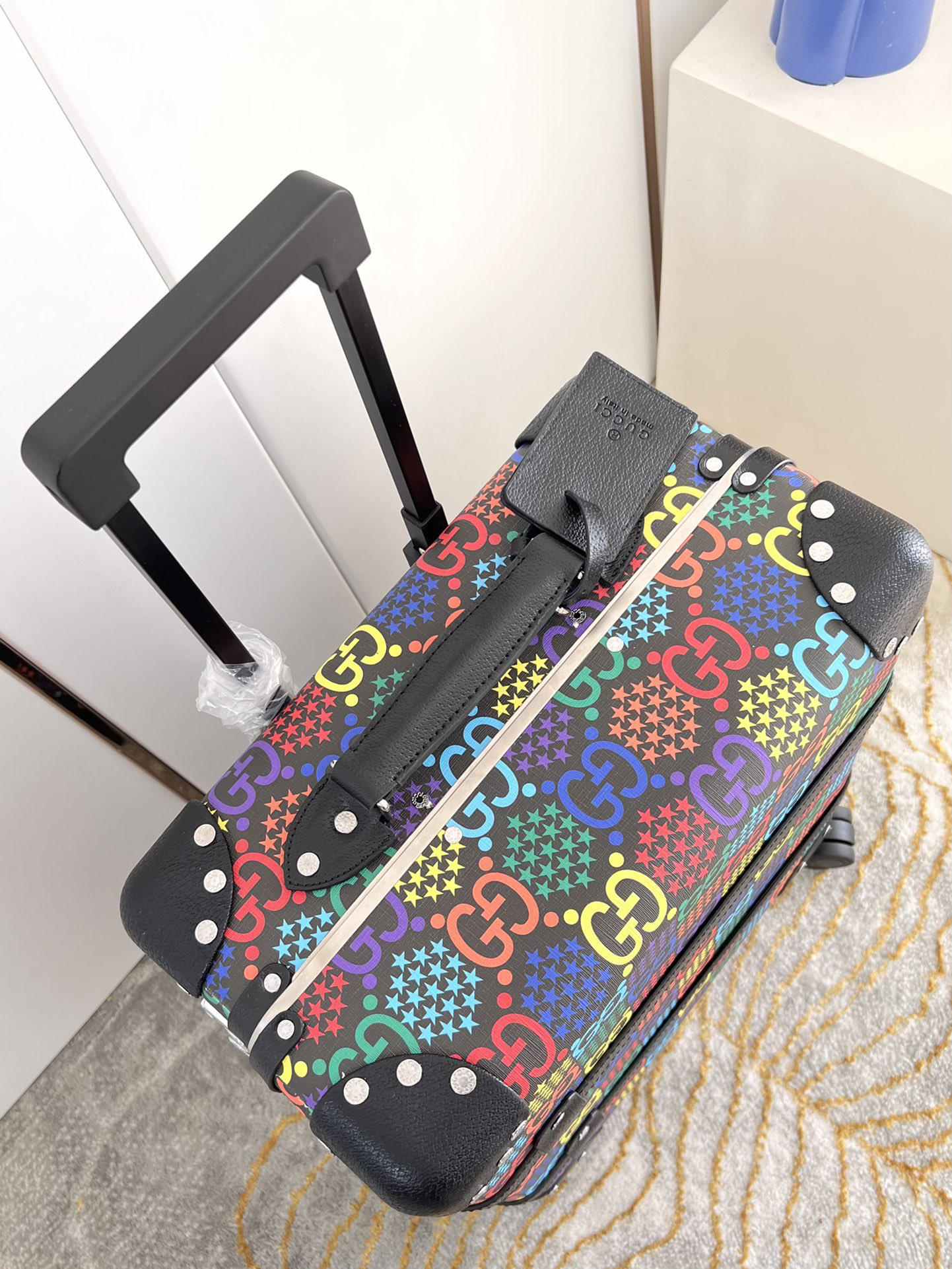 Gucci luggage-3
