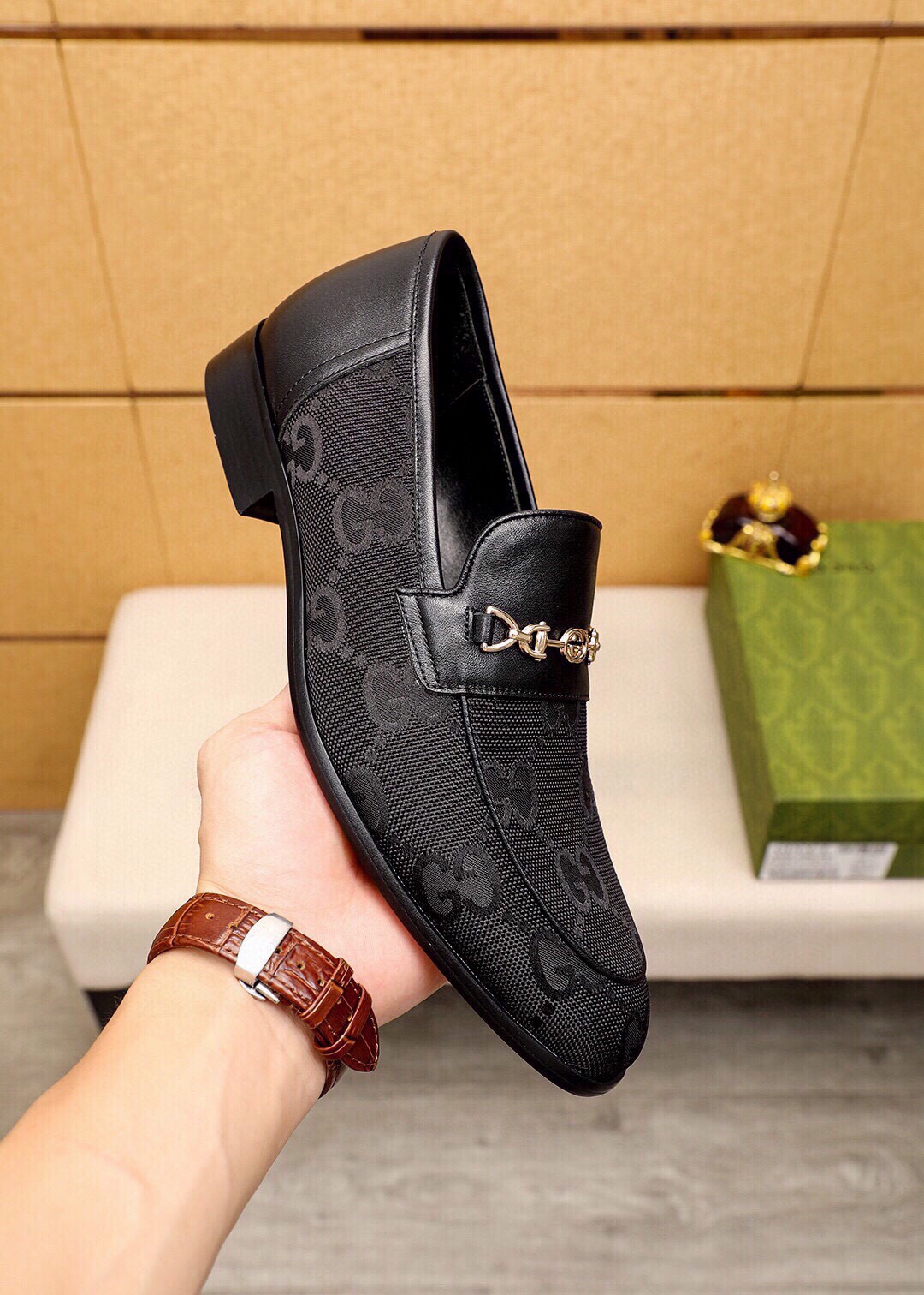 Gucci men's leather shoes-119