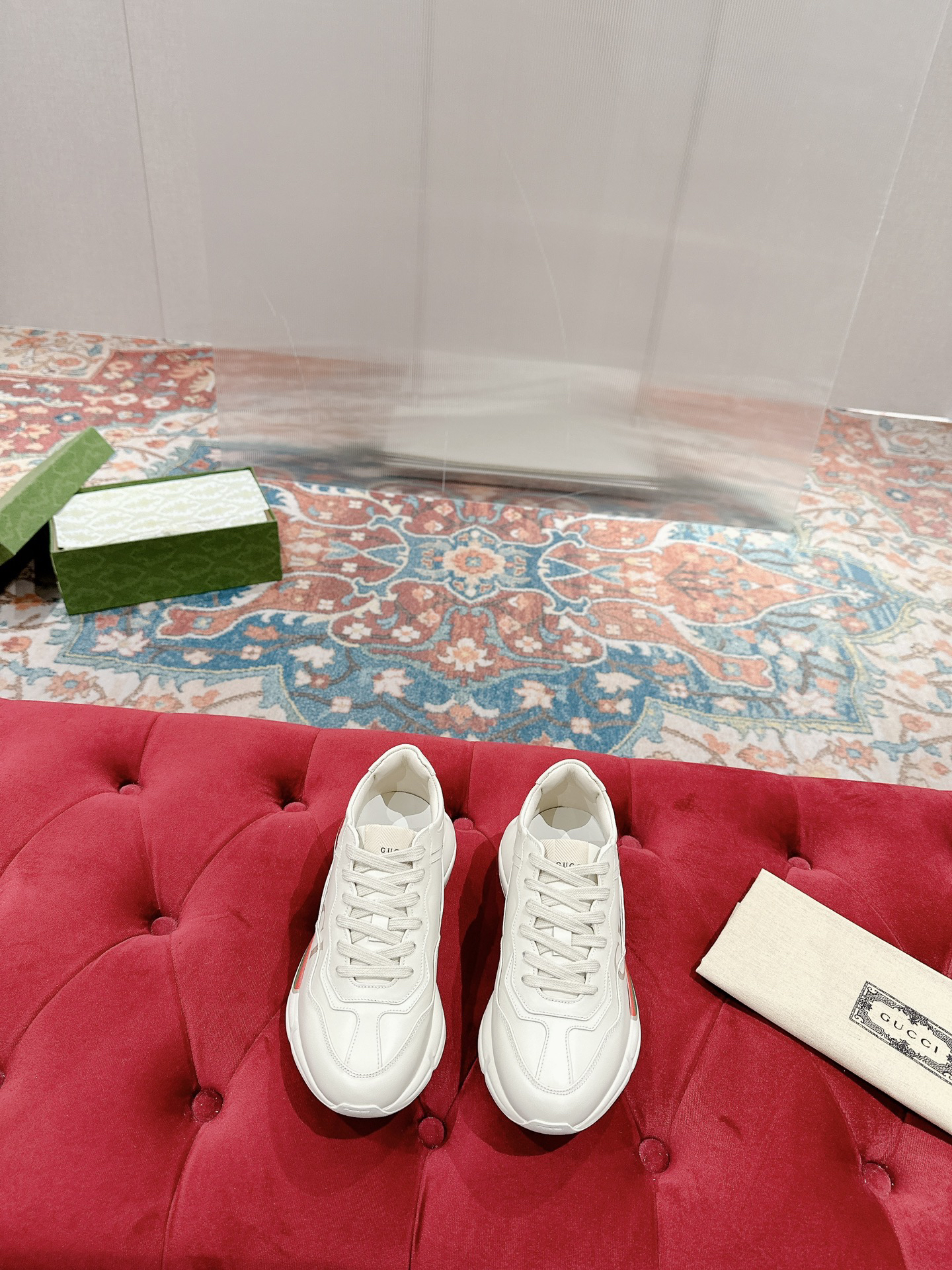 Gucci Sneakers-206