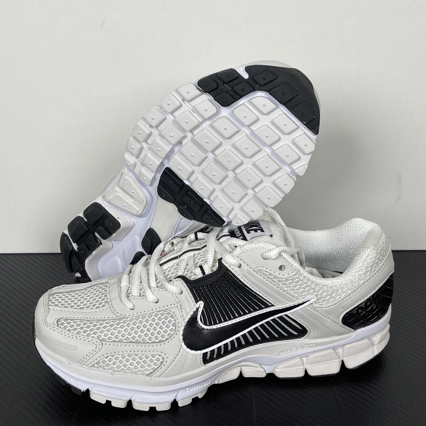 Nike Sneakers-86
