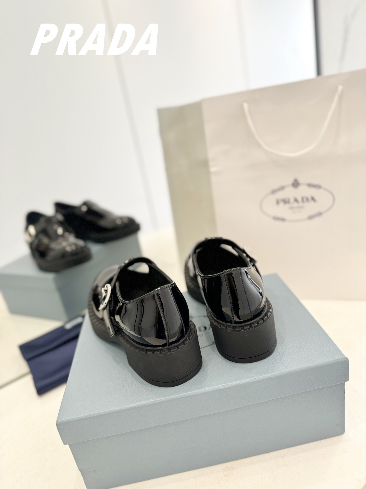 Prada women's leather shoes-4