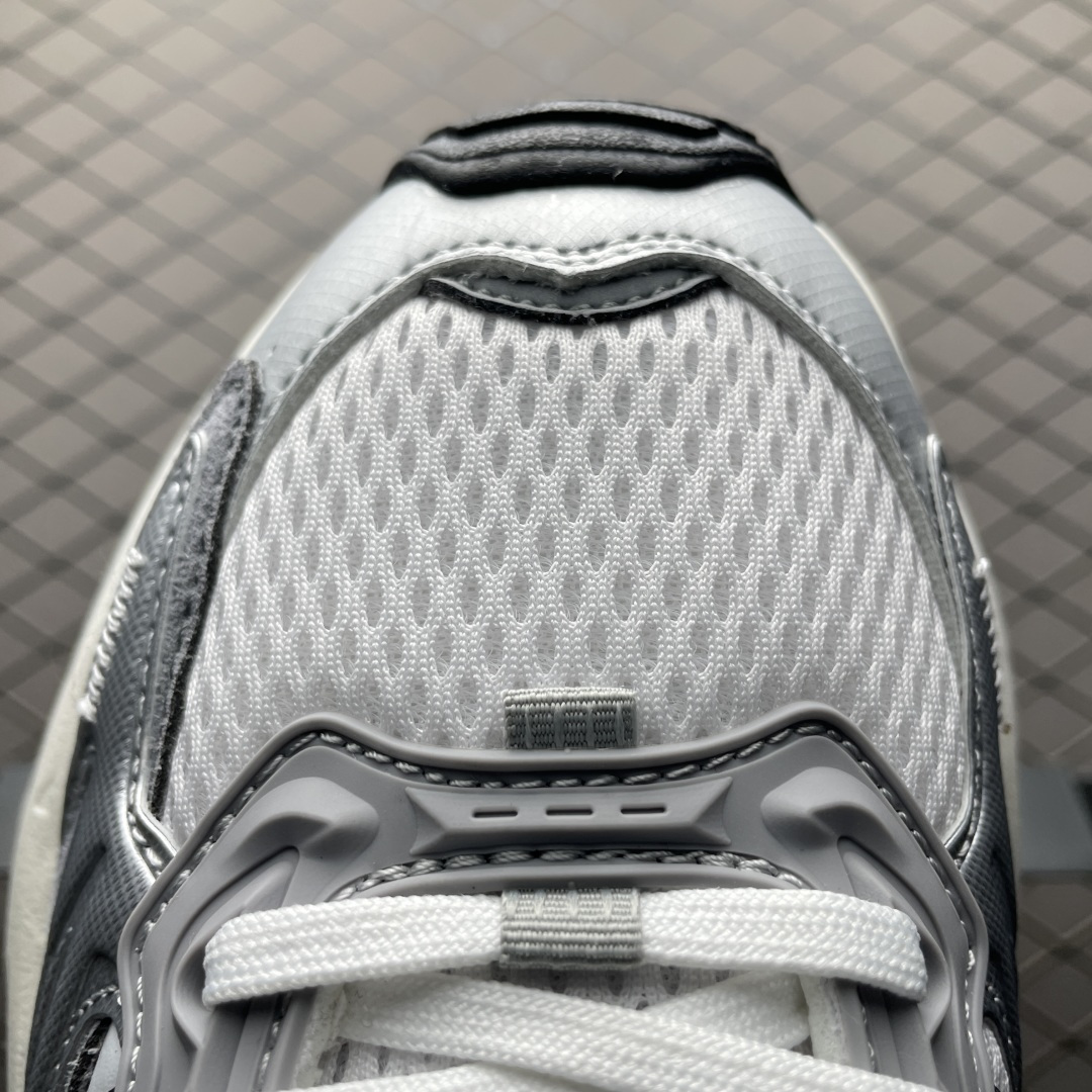 Adidas Sneakers-108