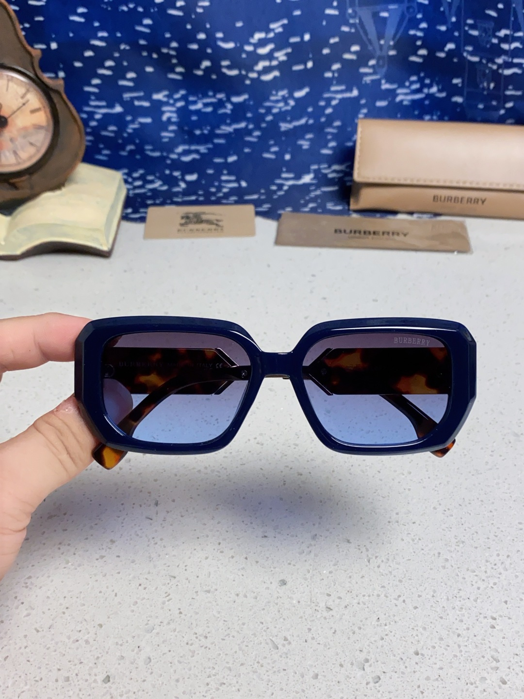 Burberry glasses-1