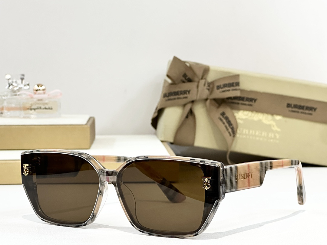 Burberry glasses-22