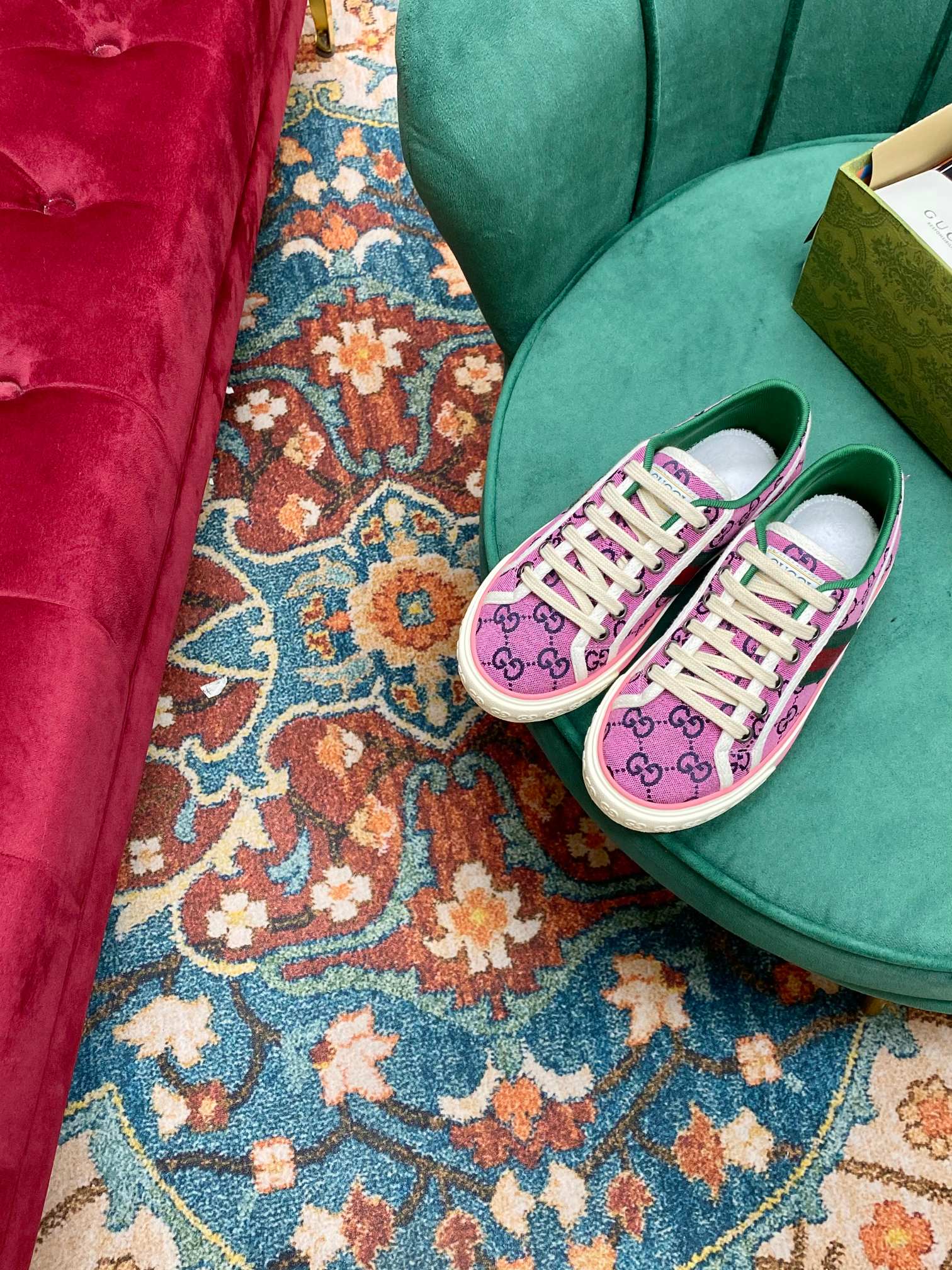 Gucci Sneakers-236