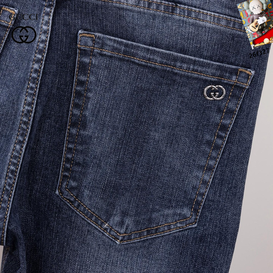 Gucci clothing-101