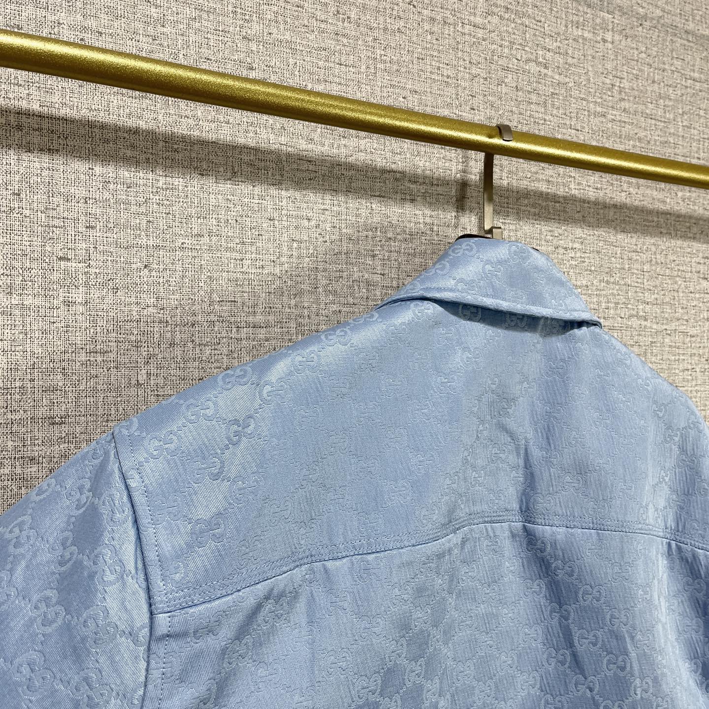 Gucci Clothing-113