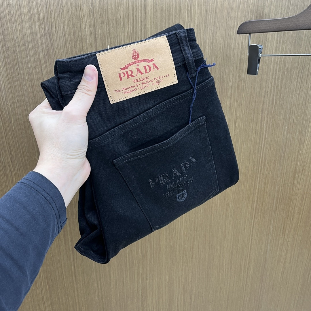 Prada Clothing-15