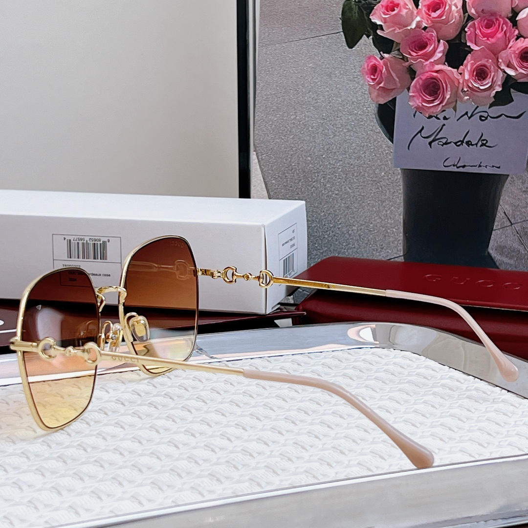 Gucci glasses-25