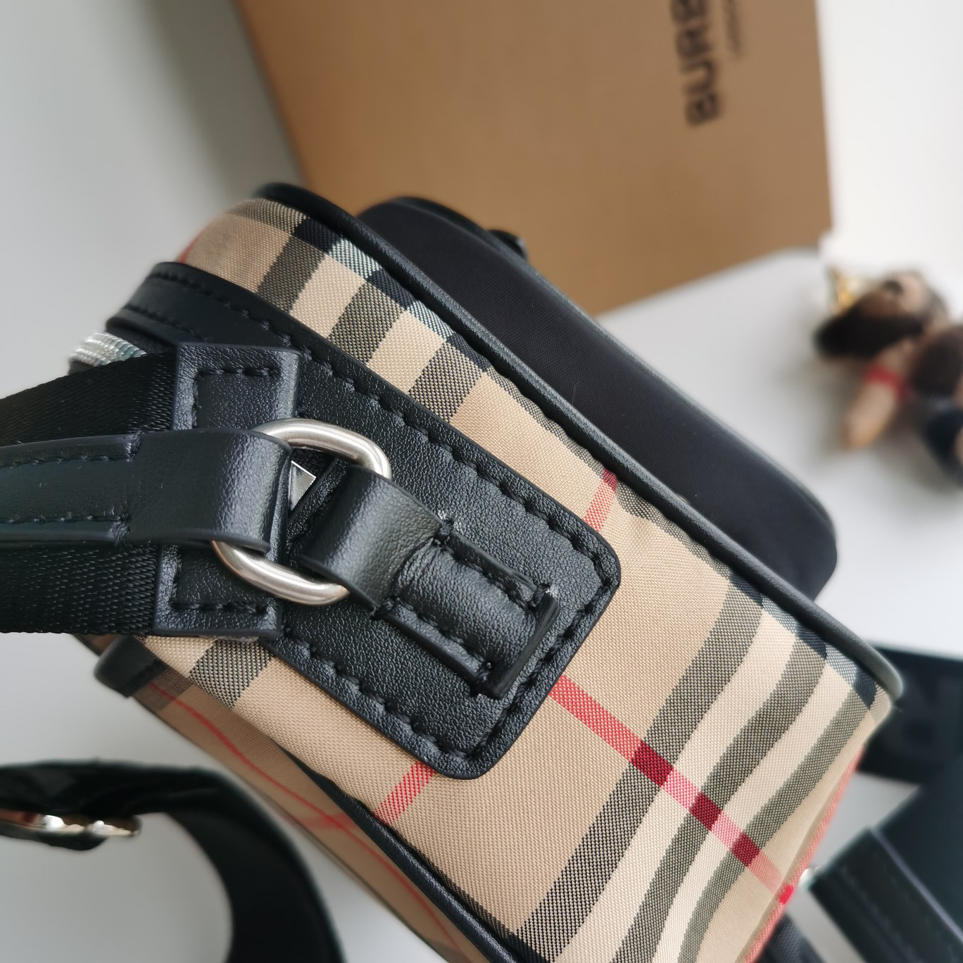 Burberry bag-102