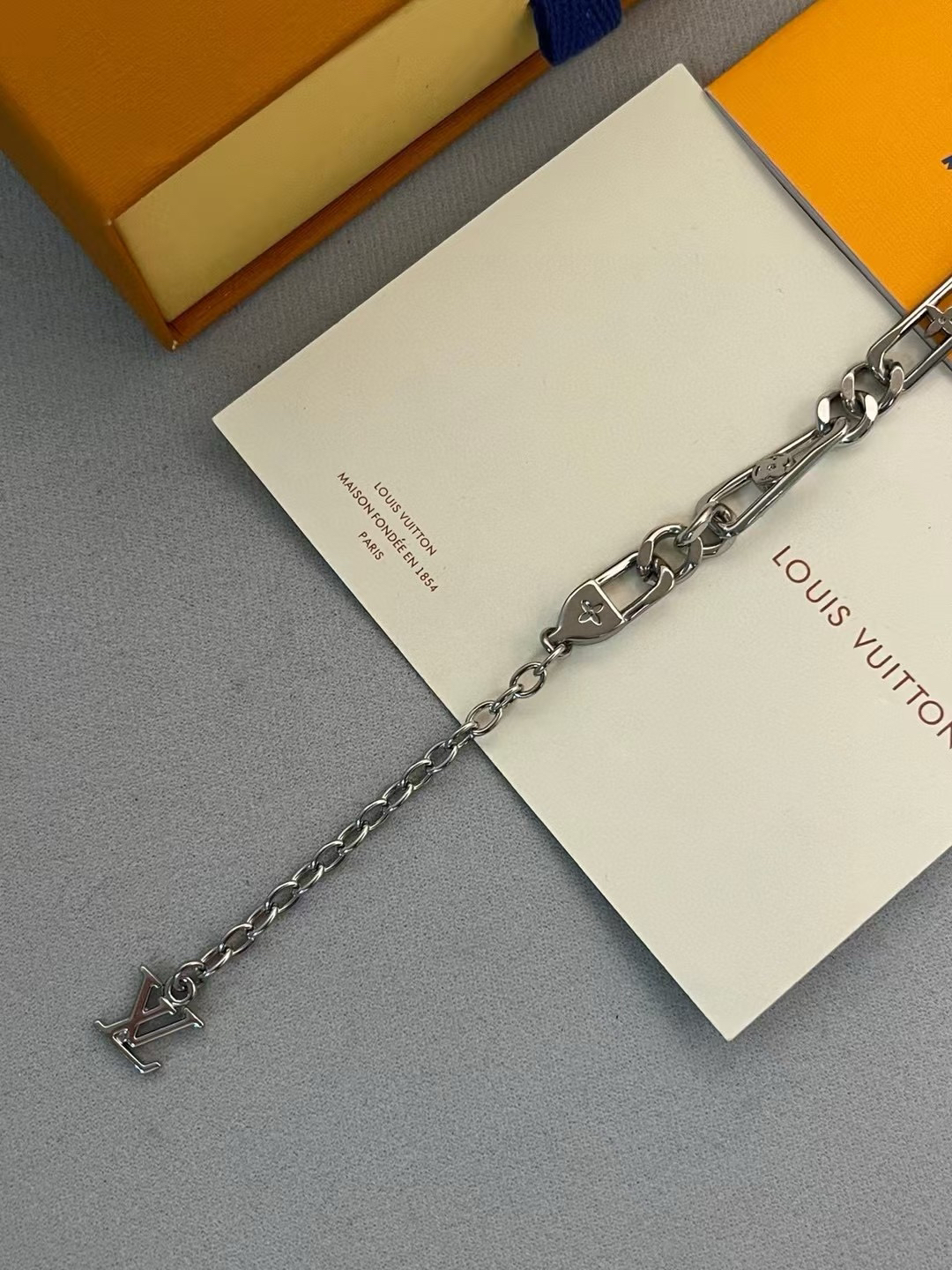 LV Bracelet-69