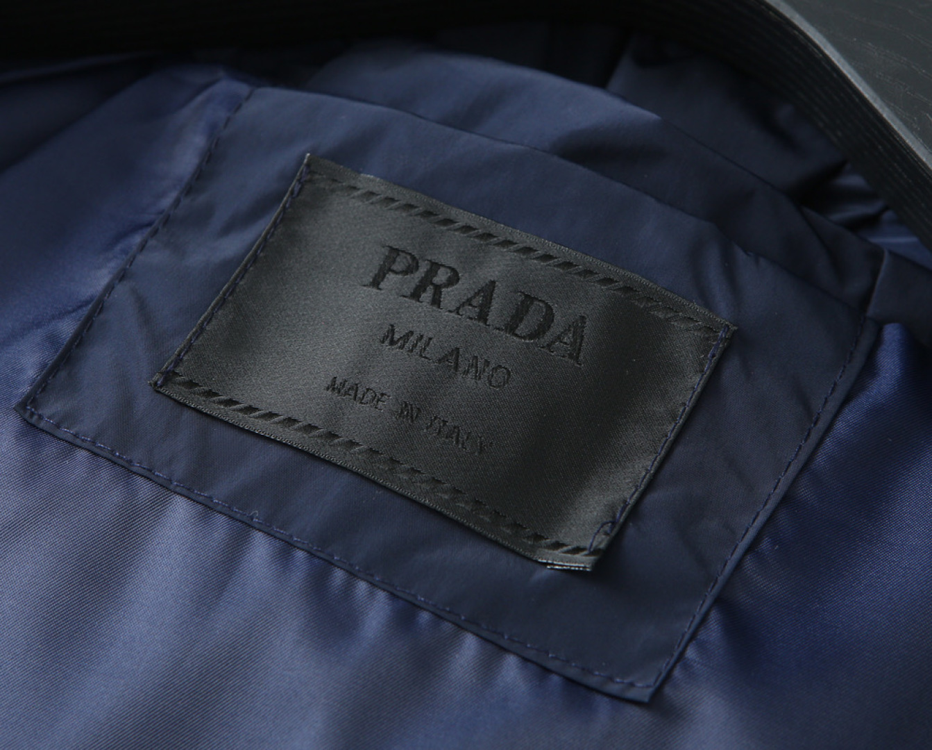 Prada Clothing-383