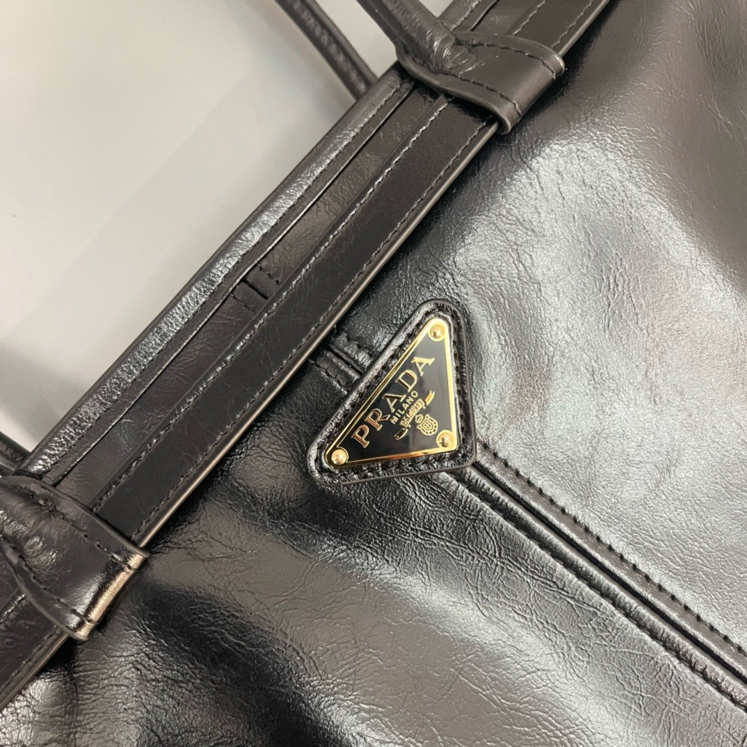 Prada bag-148