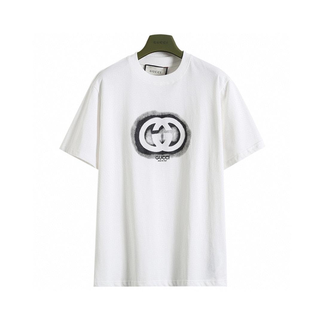 Gucci clothing-22