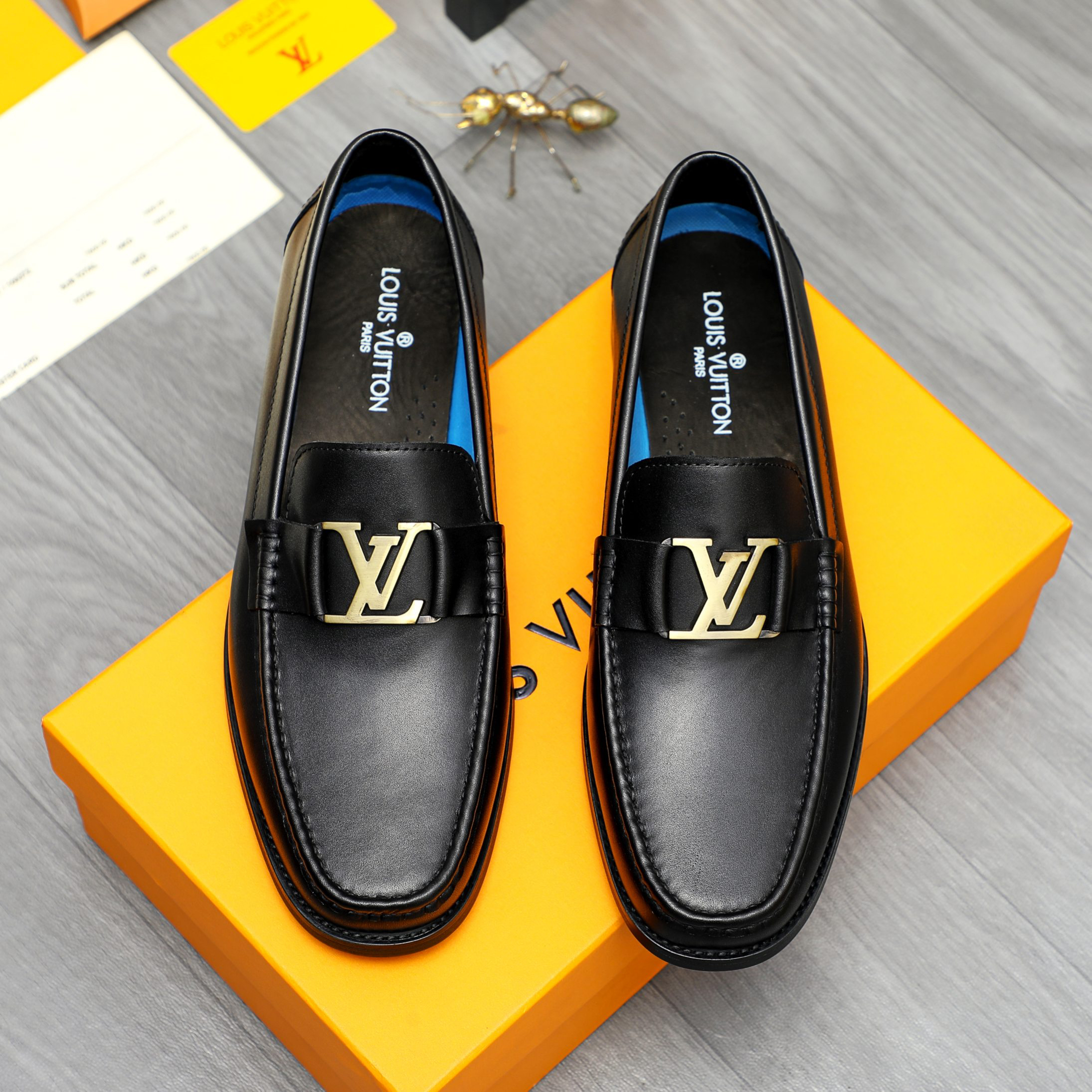 LV women's leather shoes-40