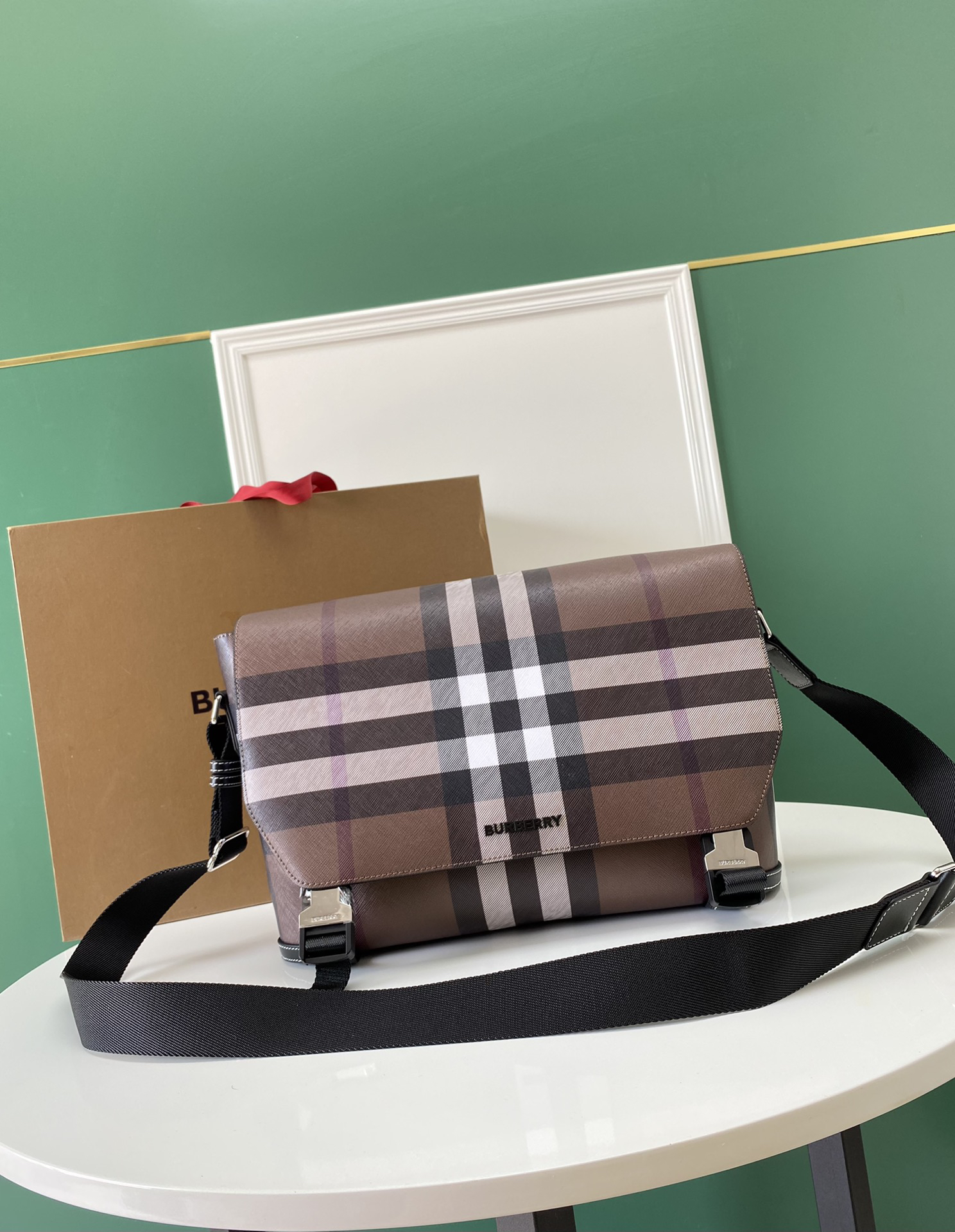 Burberry bag-94