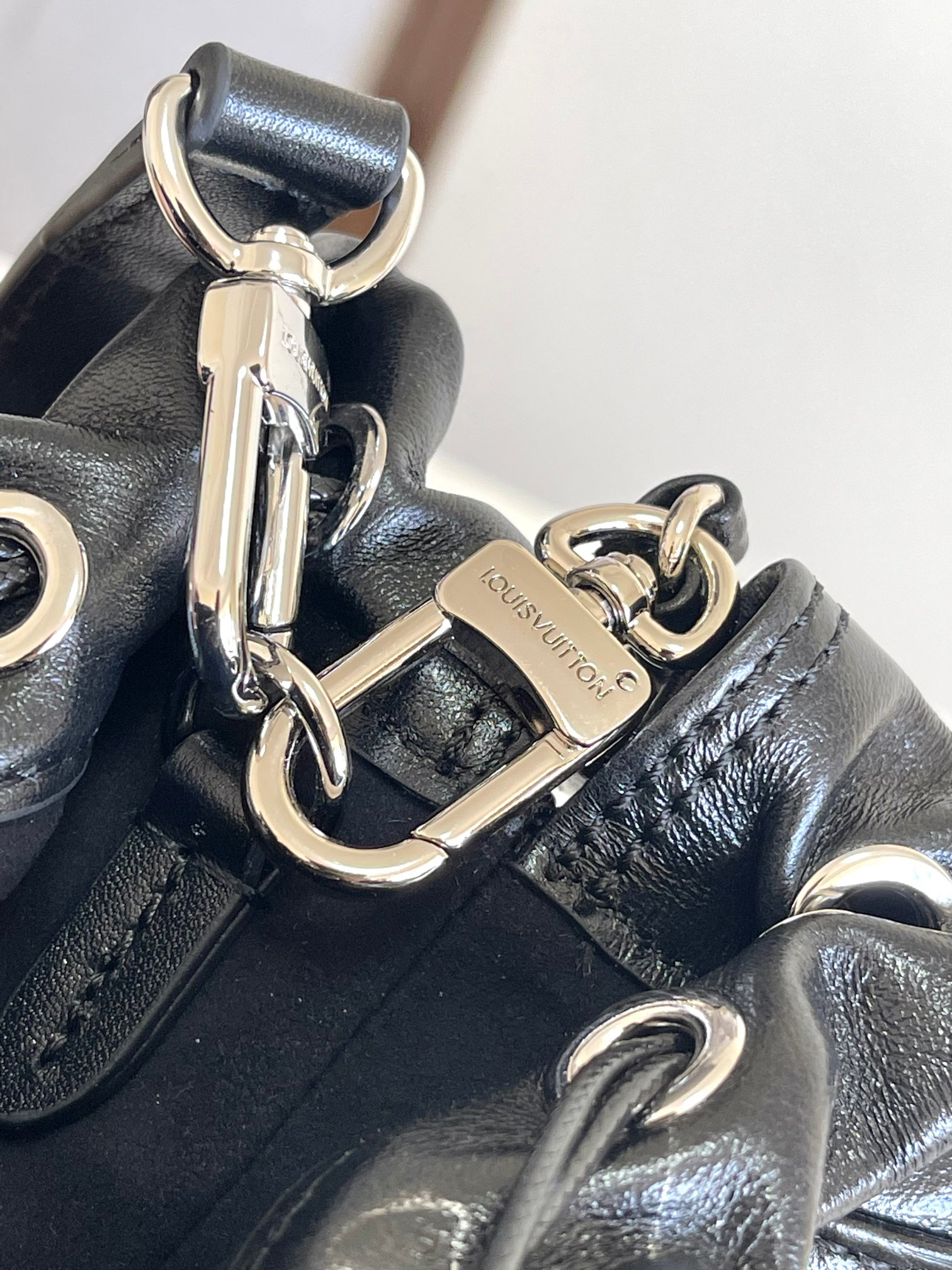 Louis Vuitton bag-188