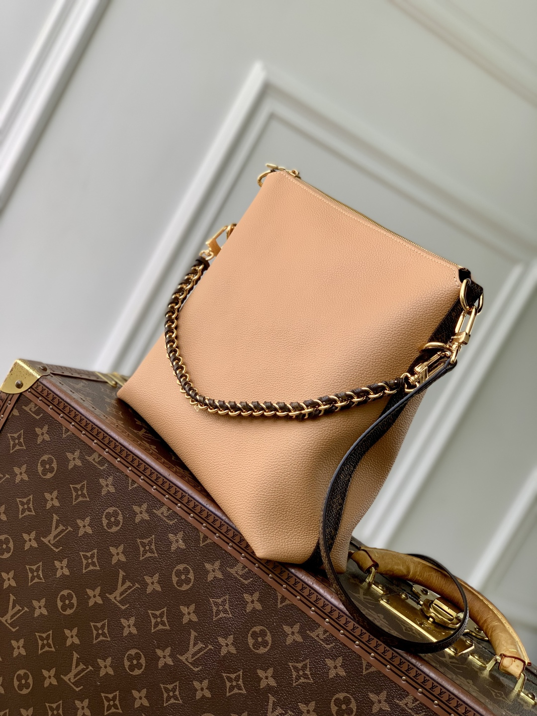 Louis Vuitton bag-132