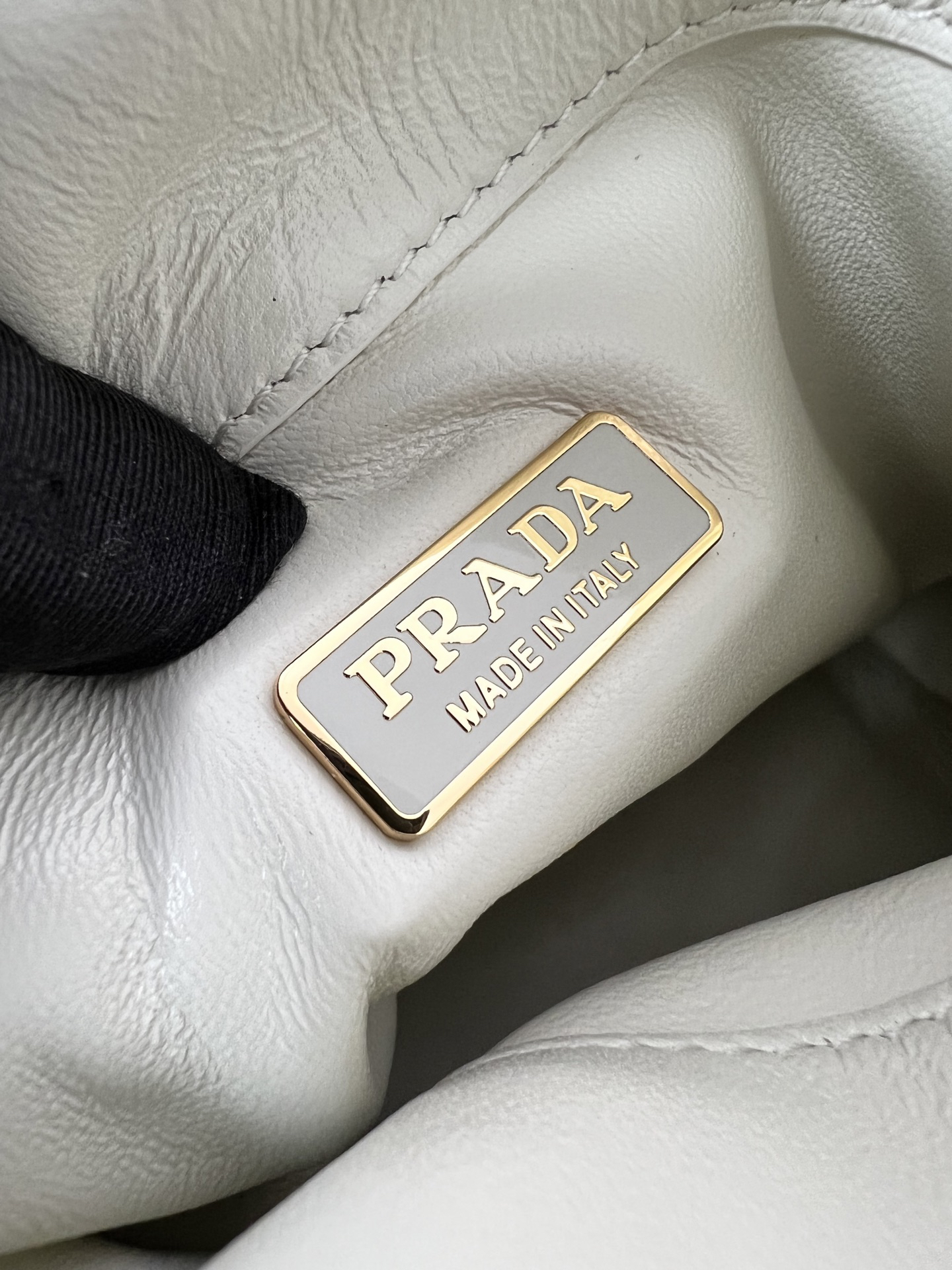 Prada bag-39