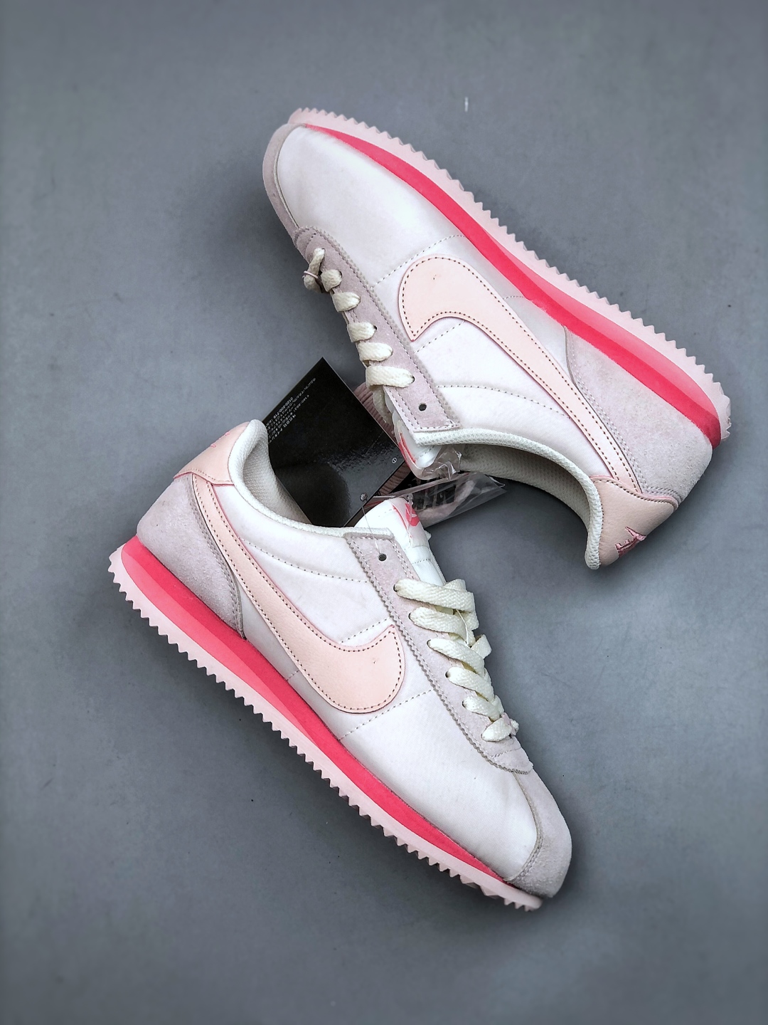 Nike Sneakers-319