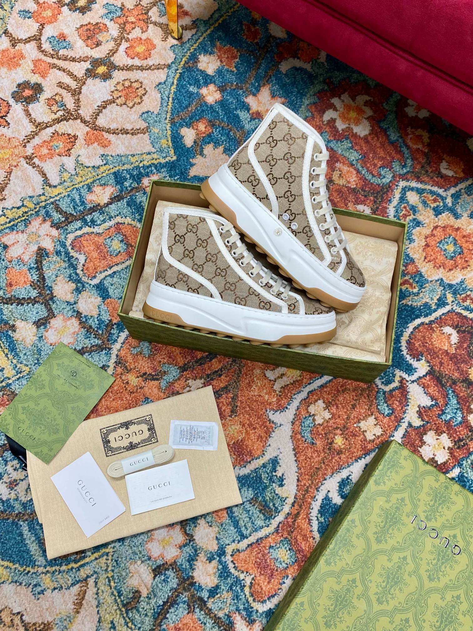 Gucci Sneakers-150