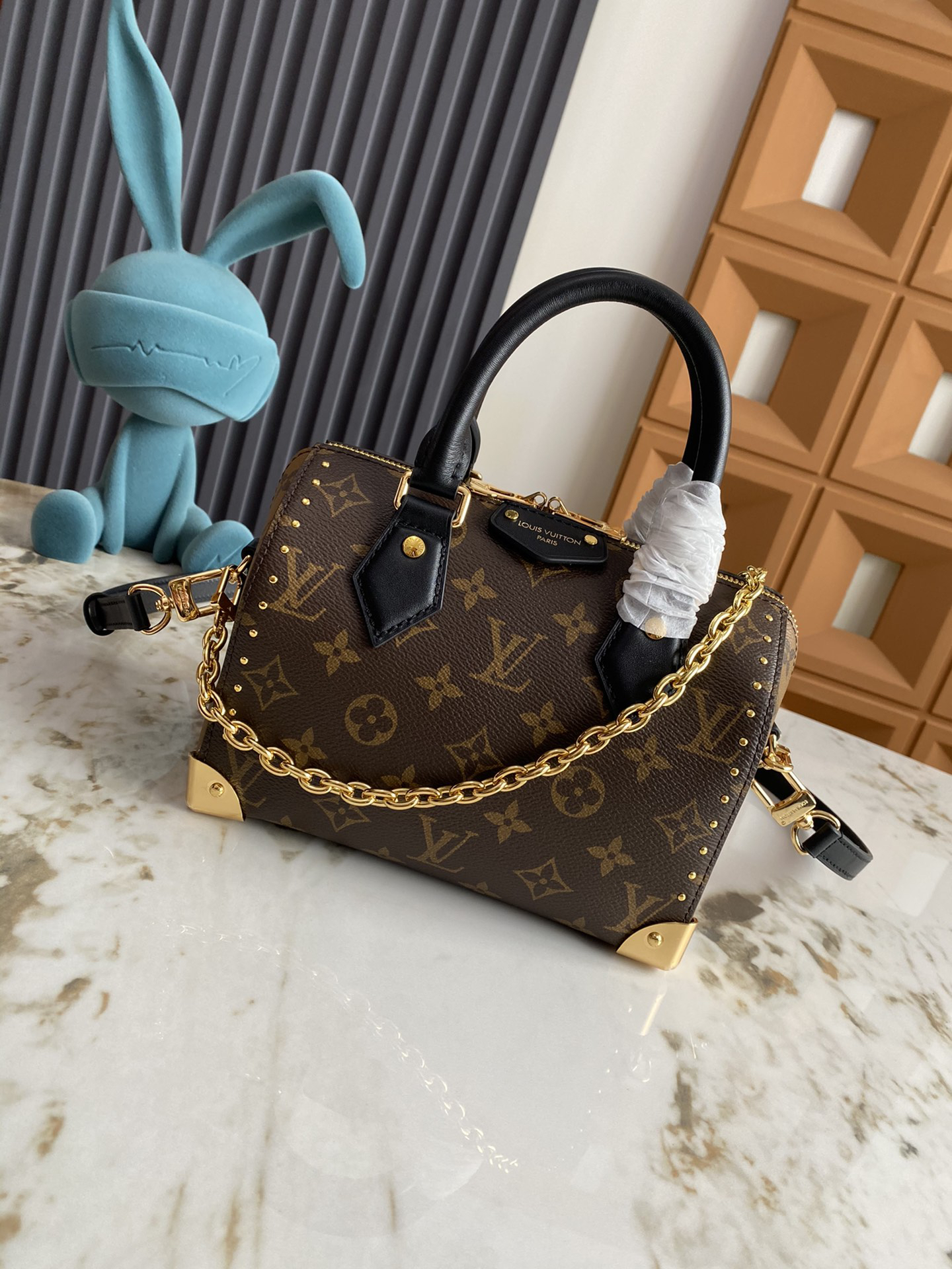 Louis Vuitton bag-129