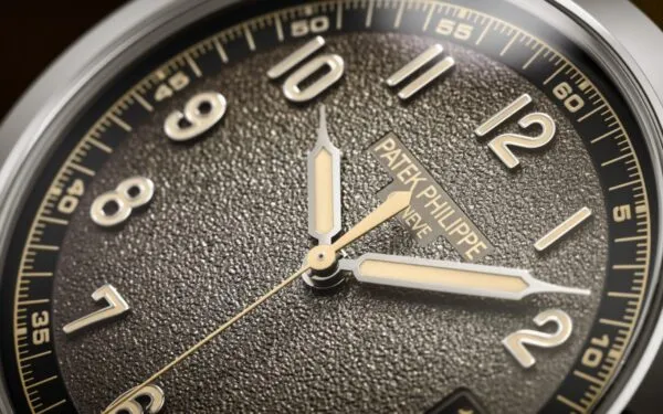 DATE, SWEEP SECONDS. 40 mm,White gold,5226G-001