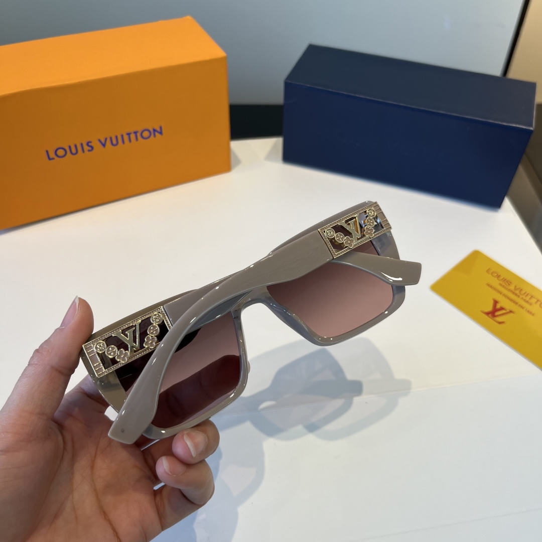 LV glasses-40