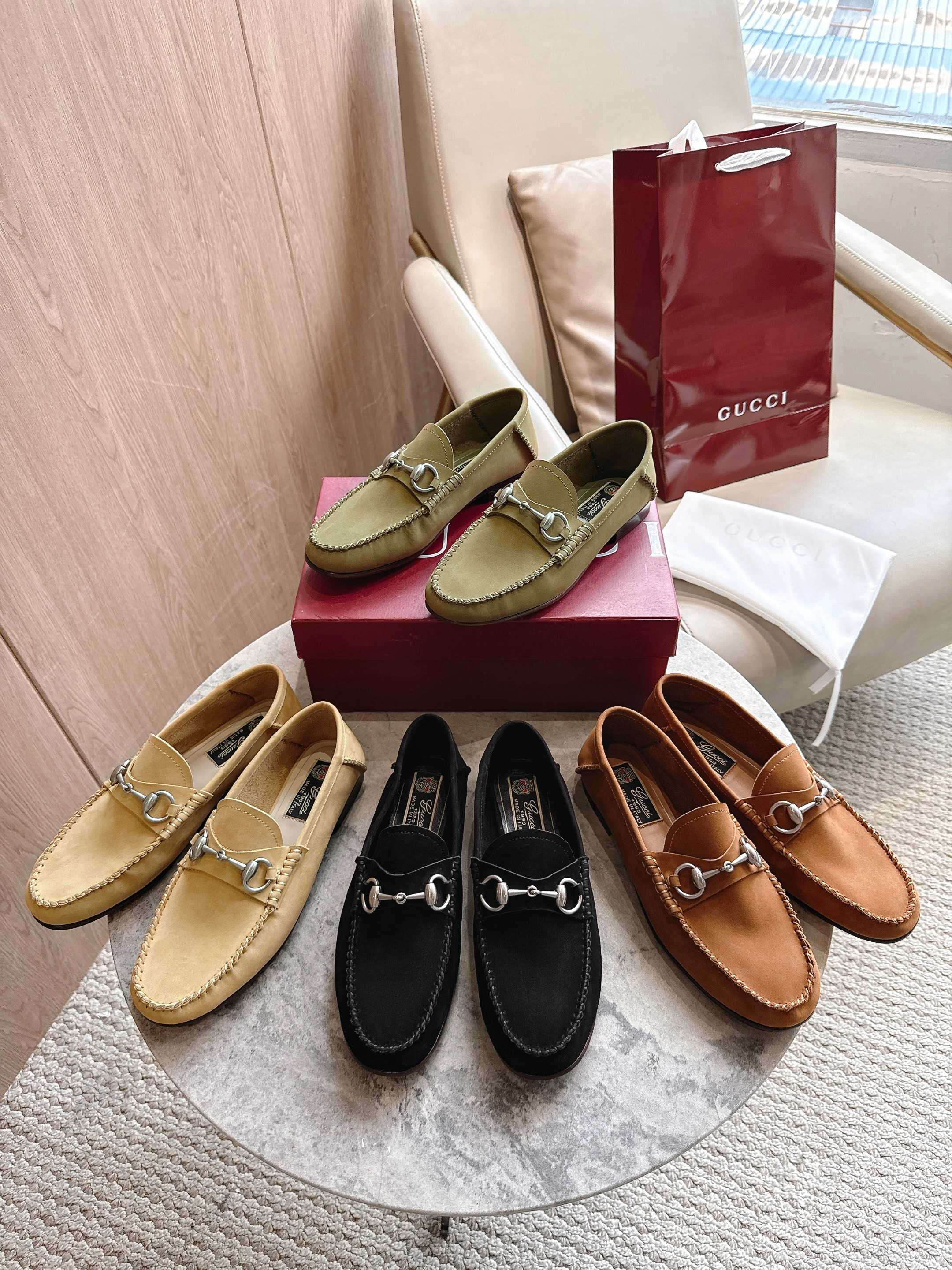 Gucci women's leather shoes-39