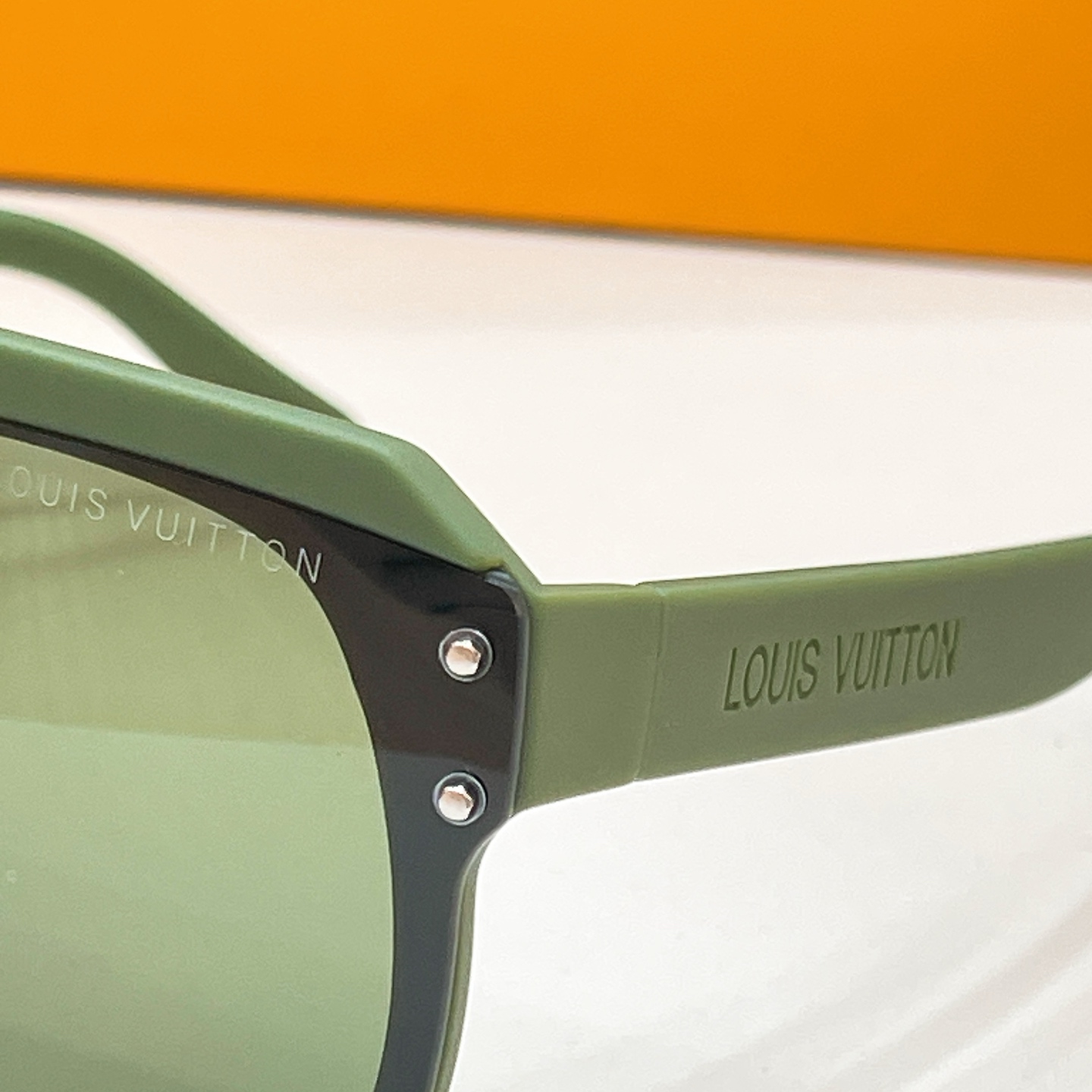 LV glasses-38