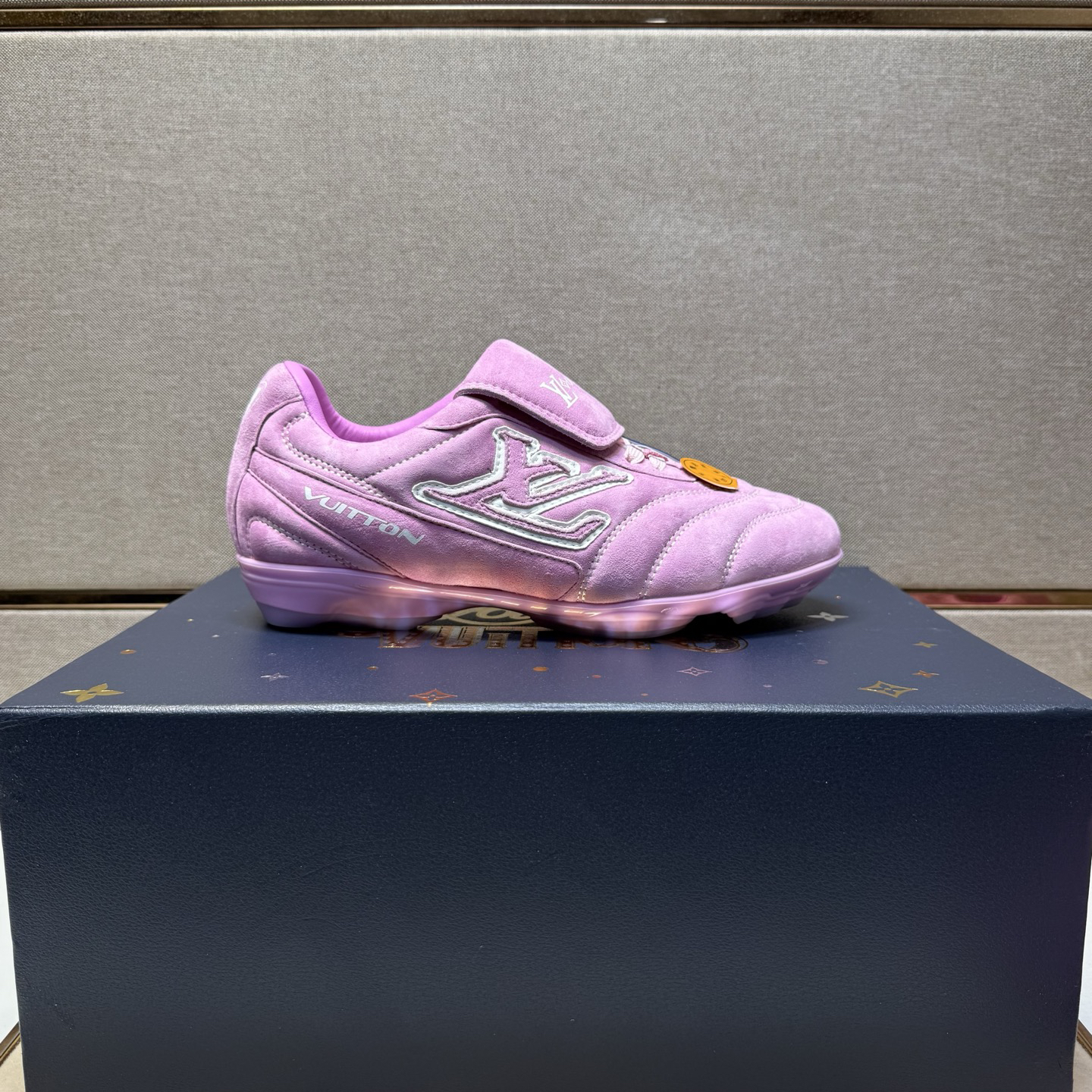 Lv Sneakers-224