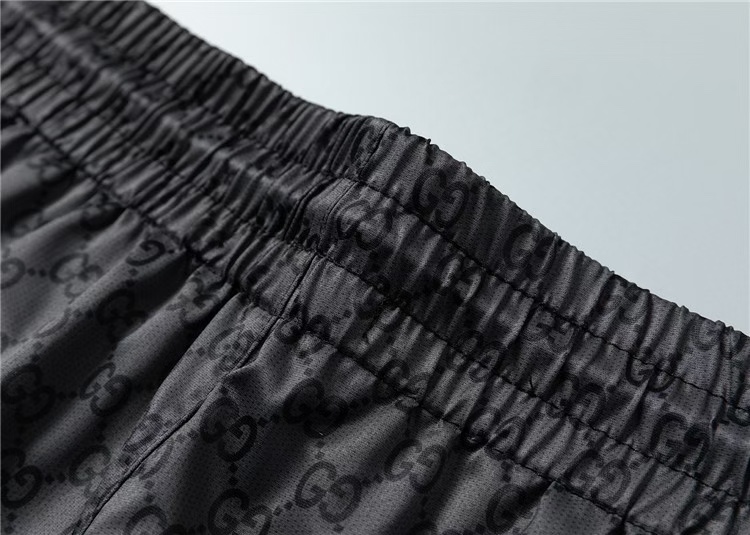 Gucci clothing-107