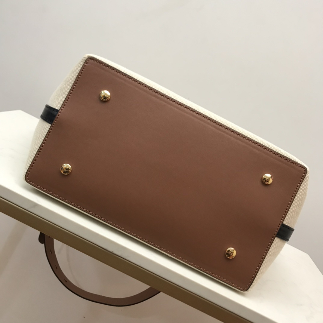 Burberry bag-35
