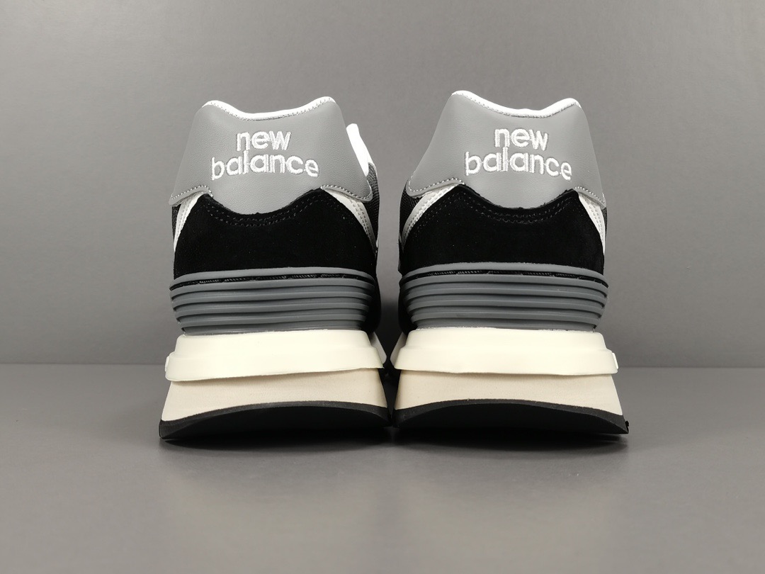 New Balance Sneakers-333