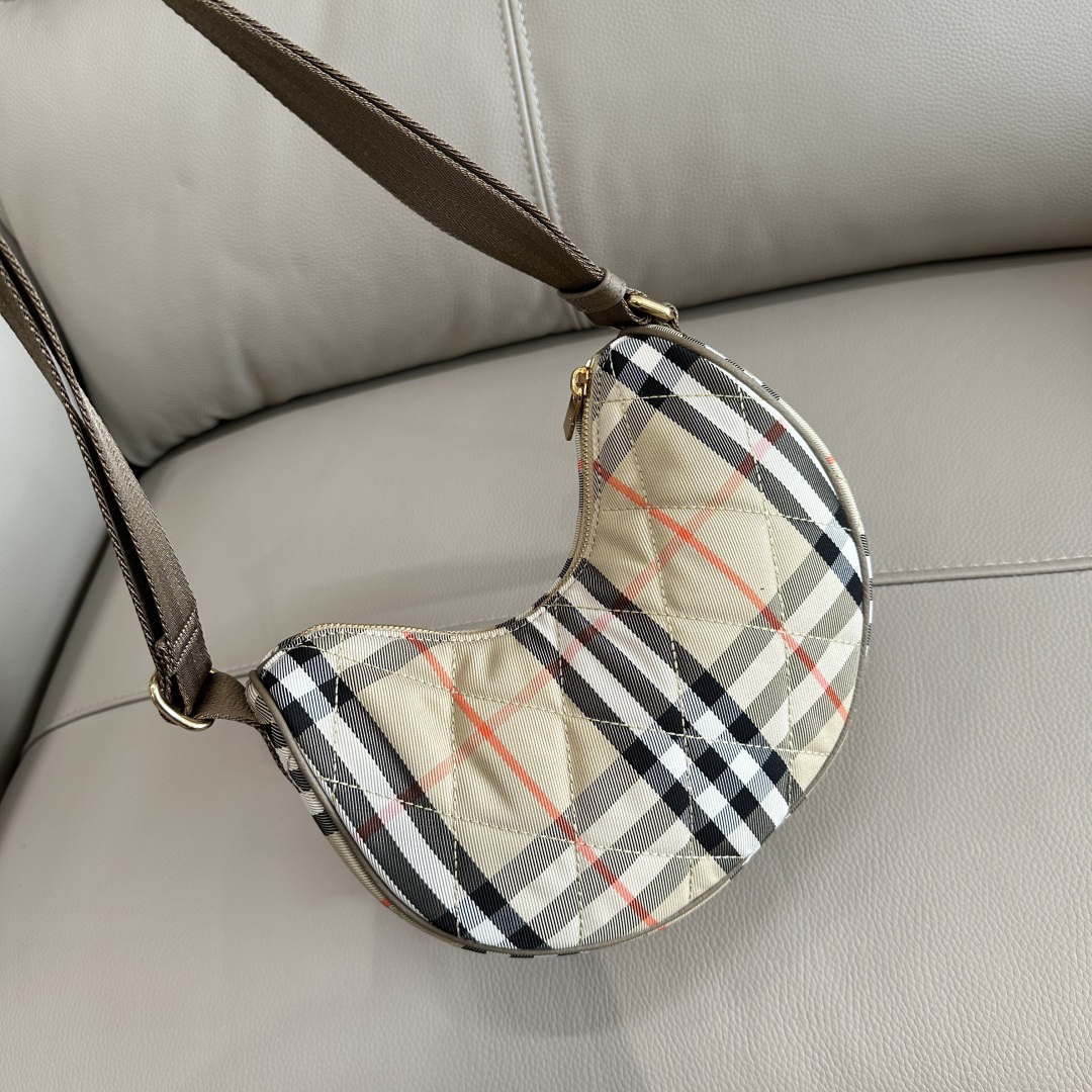 Burberry bag-42