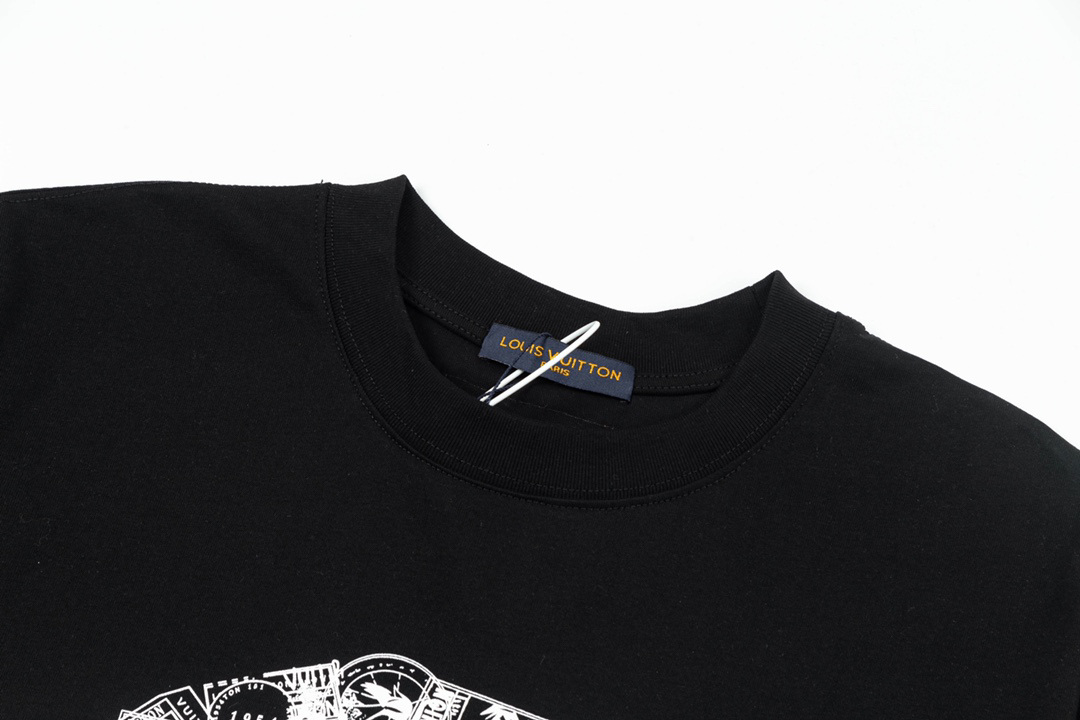 LV clothing-104
