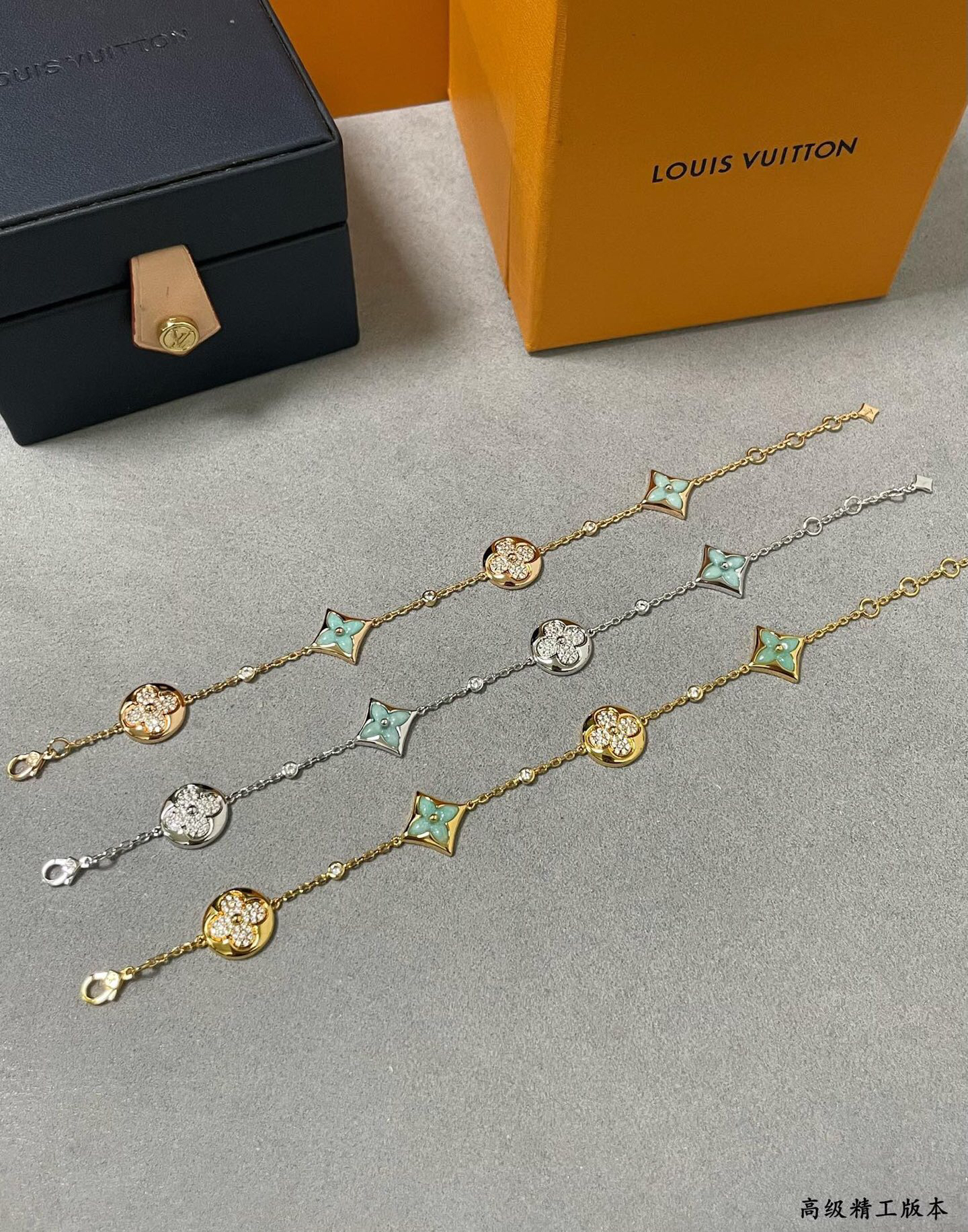 LV Bracelet-45